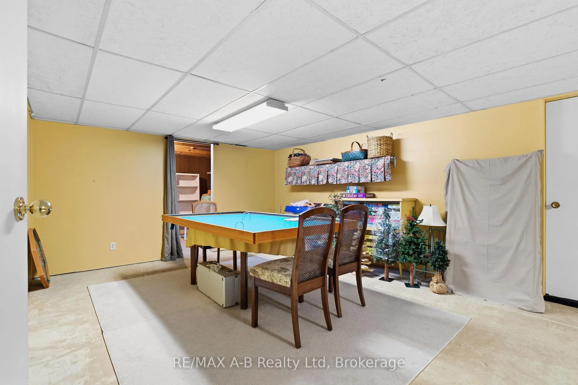 Photo 25 of 815 O'Loane Avenue, Stratford — HOMEH