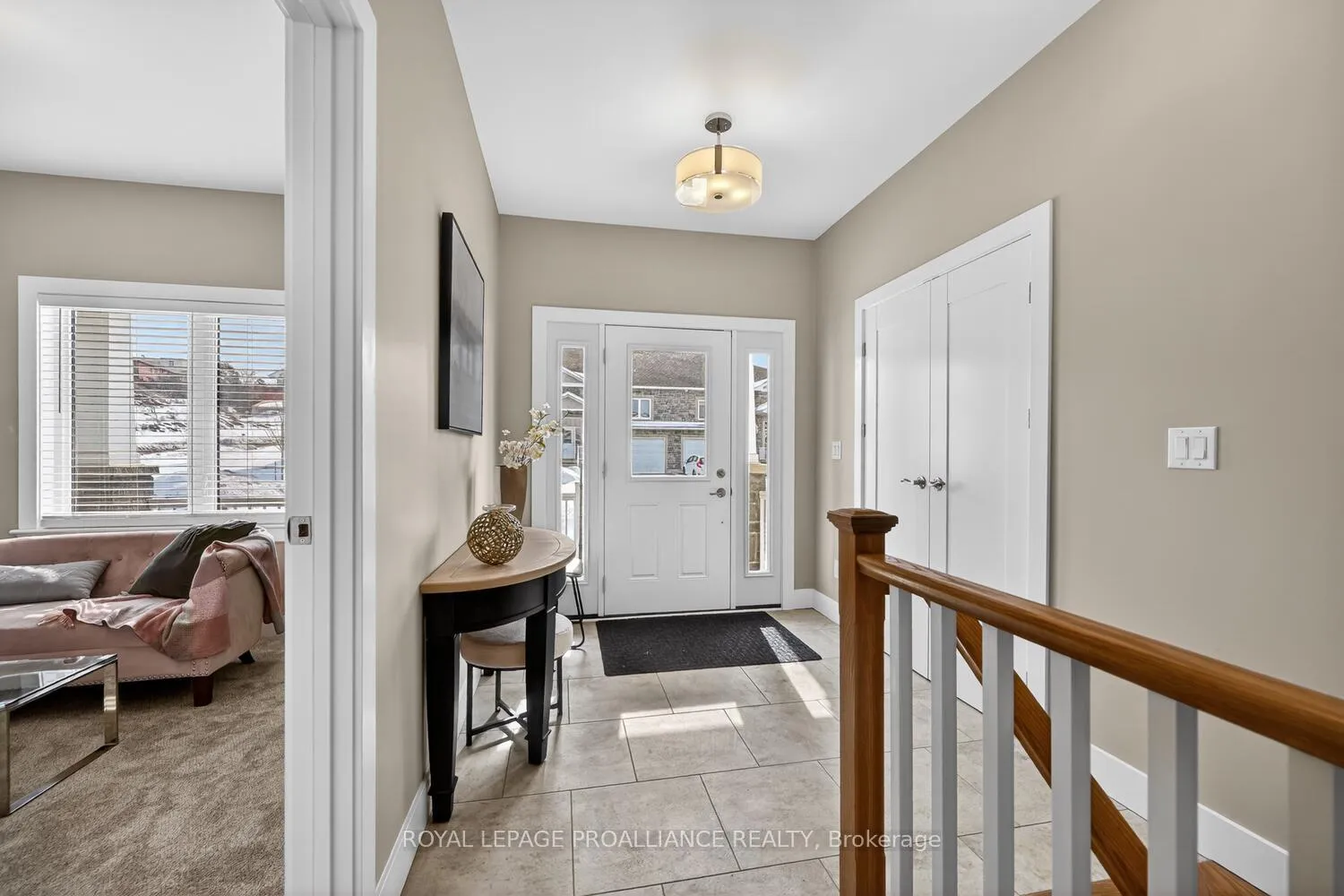 Photo 5 of 9 Ben TeKamp Terrace, Brockville — HOMEH
