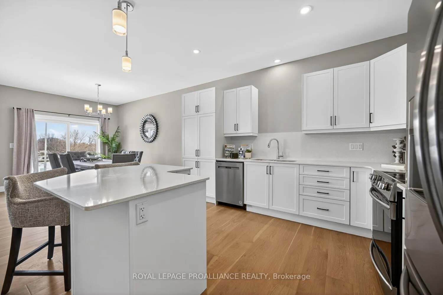 Photo 16 of 9 Ben TeKamp Terrace, Brockville — HOMEH