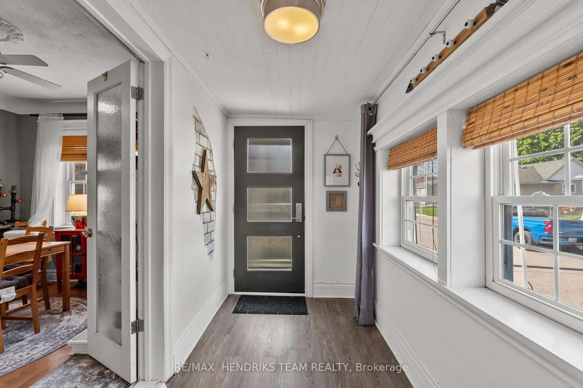 Photo 7 of 10 Peachdale Avenue, St. Catharines, Facer — HOMEH