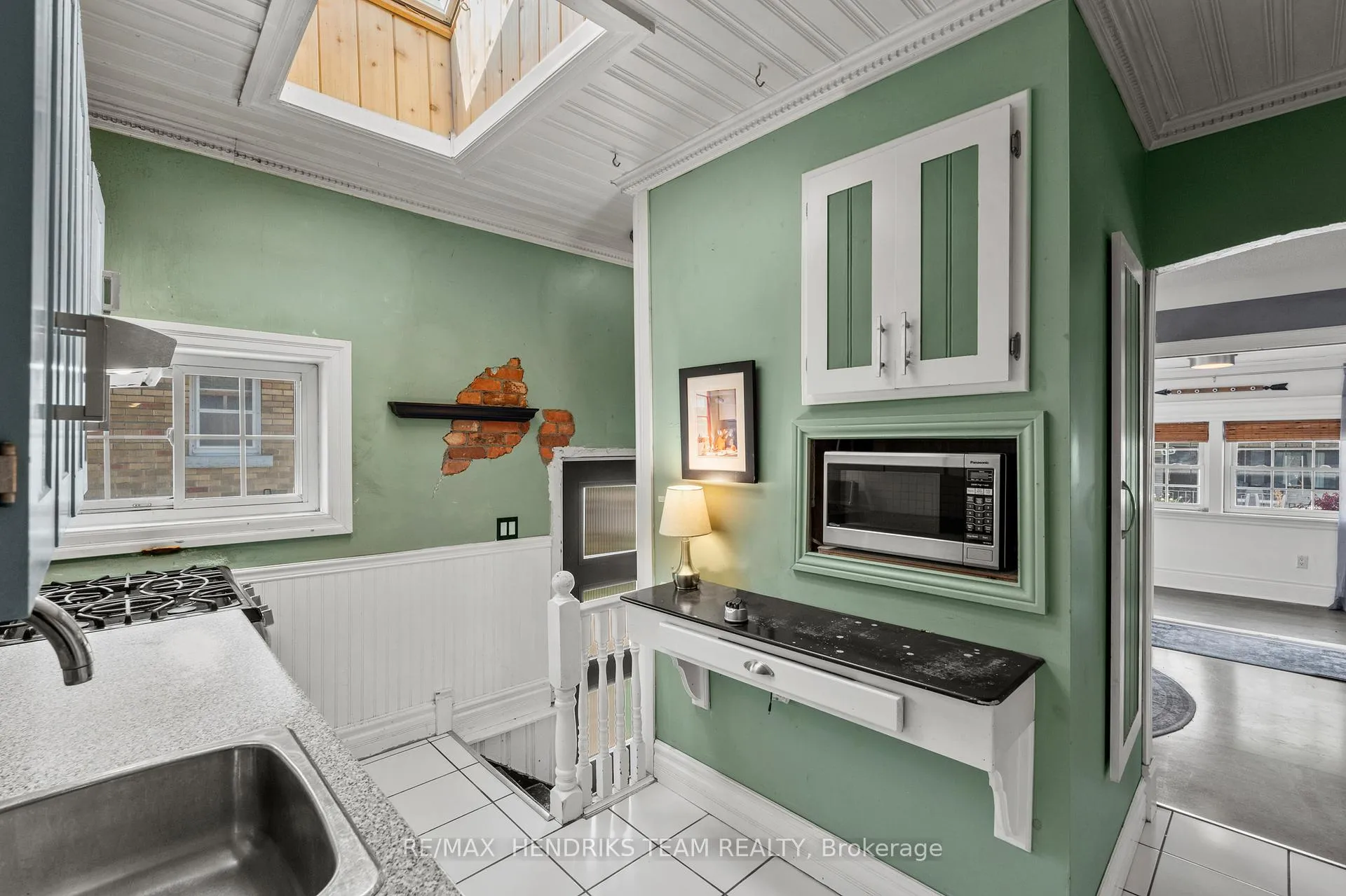 Photo 15 of 10 Peachdale Avenue, St. Catharines, Facer — HOMEH