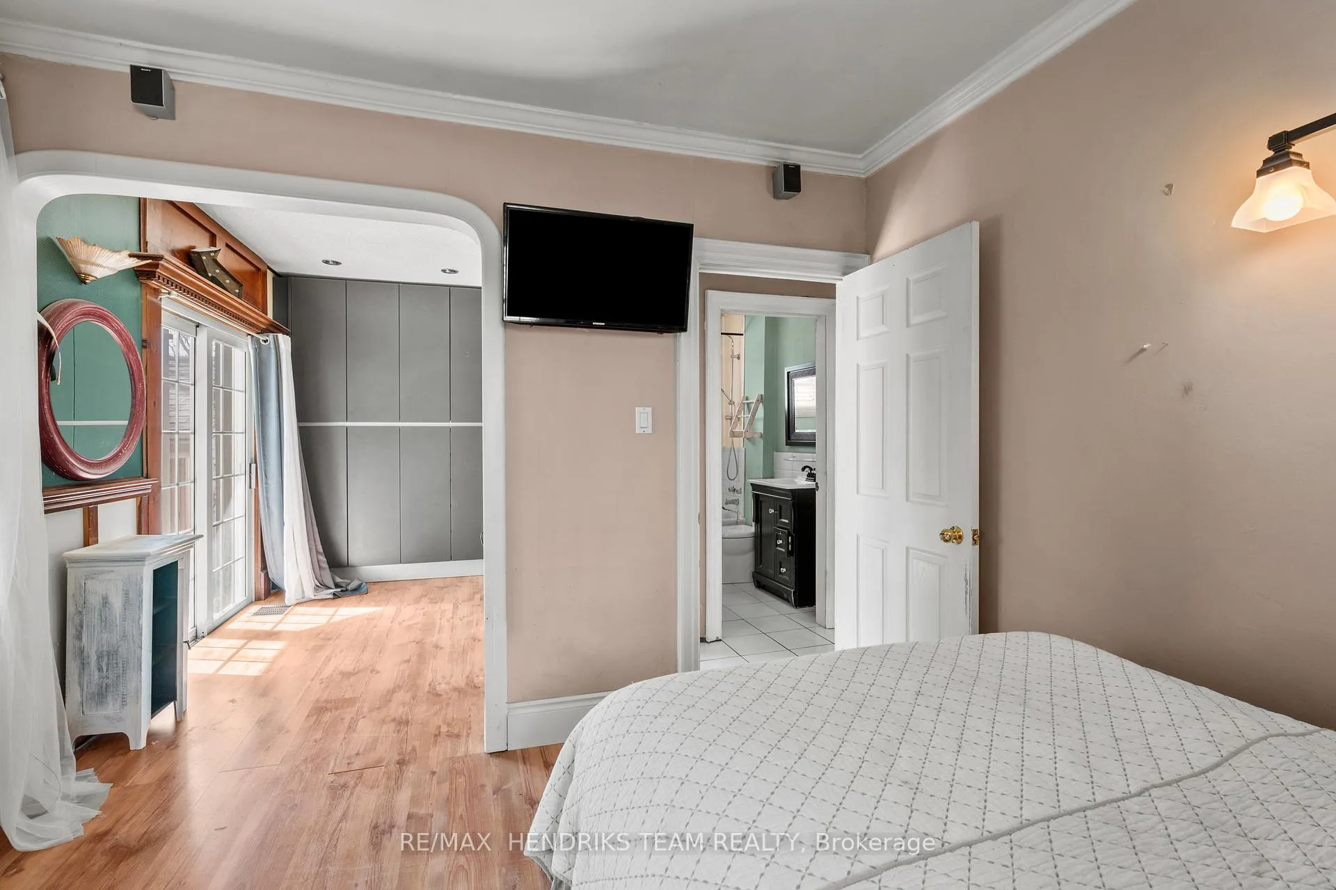 Photo 18 of 10 Peachdale Avenue, St. Catharines, Facer — HOMEH
