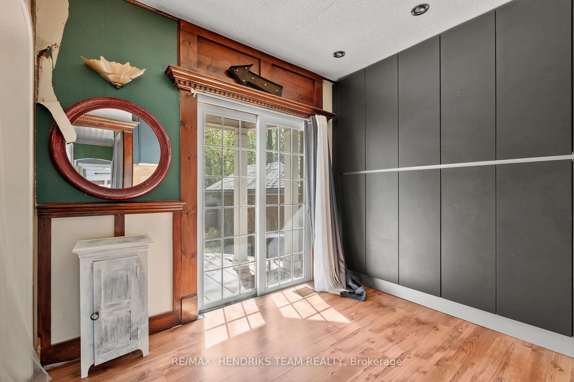 Photo 19 of 10 Peachdale Avenue, St. Catharines, Facer — HOMEH