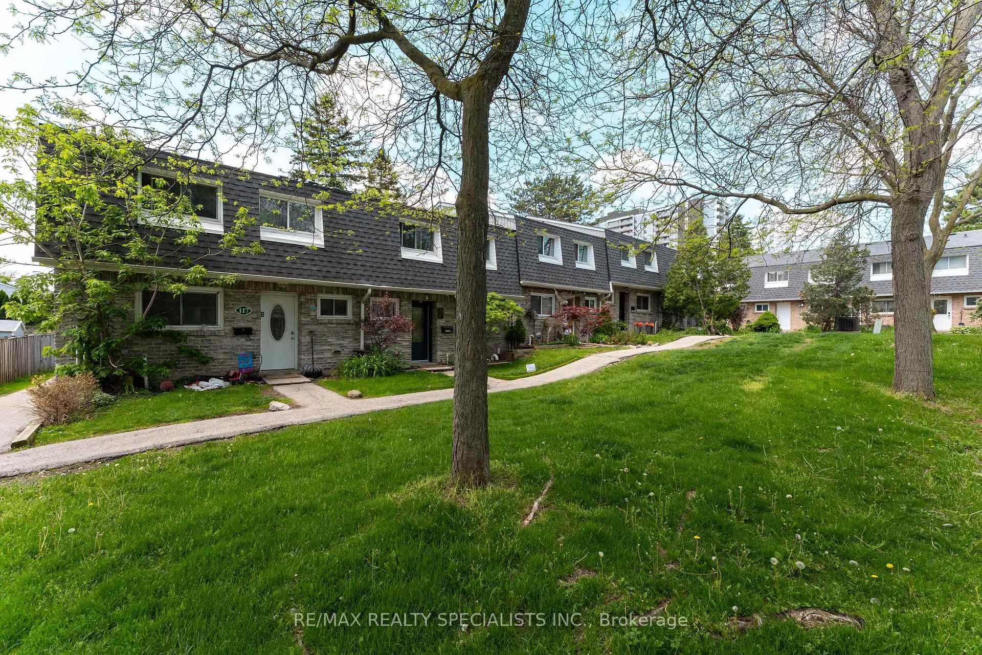 Photo 7 of Unit 114, 2050 Upper Middle Road, Burlington, Brant Hills — HOMEH