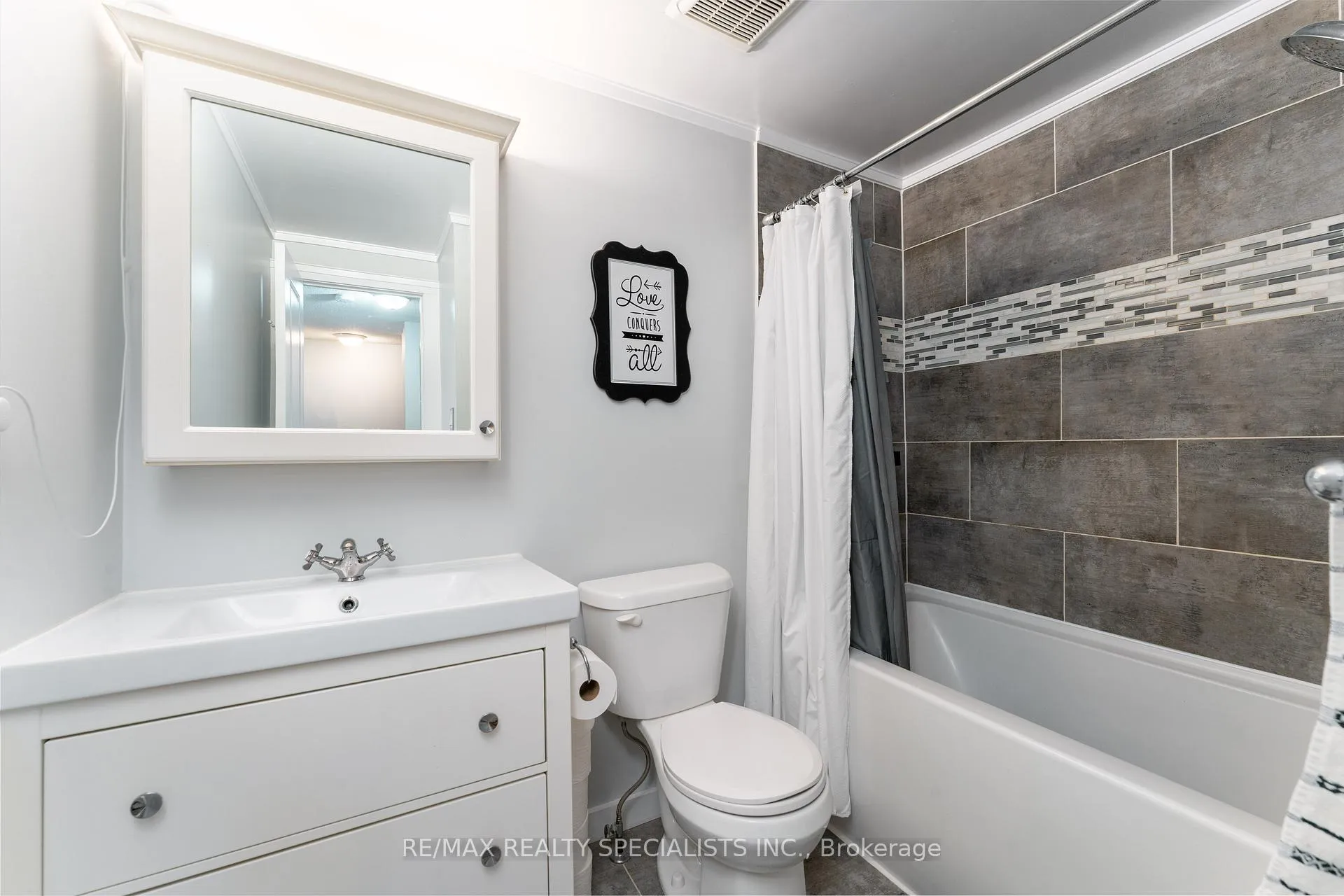 Photo 25 of Unit 114, 2050 Upper Middle Road, Burlington, Brant Hills — HOMEH
