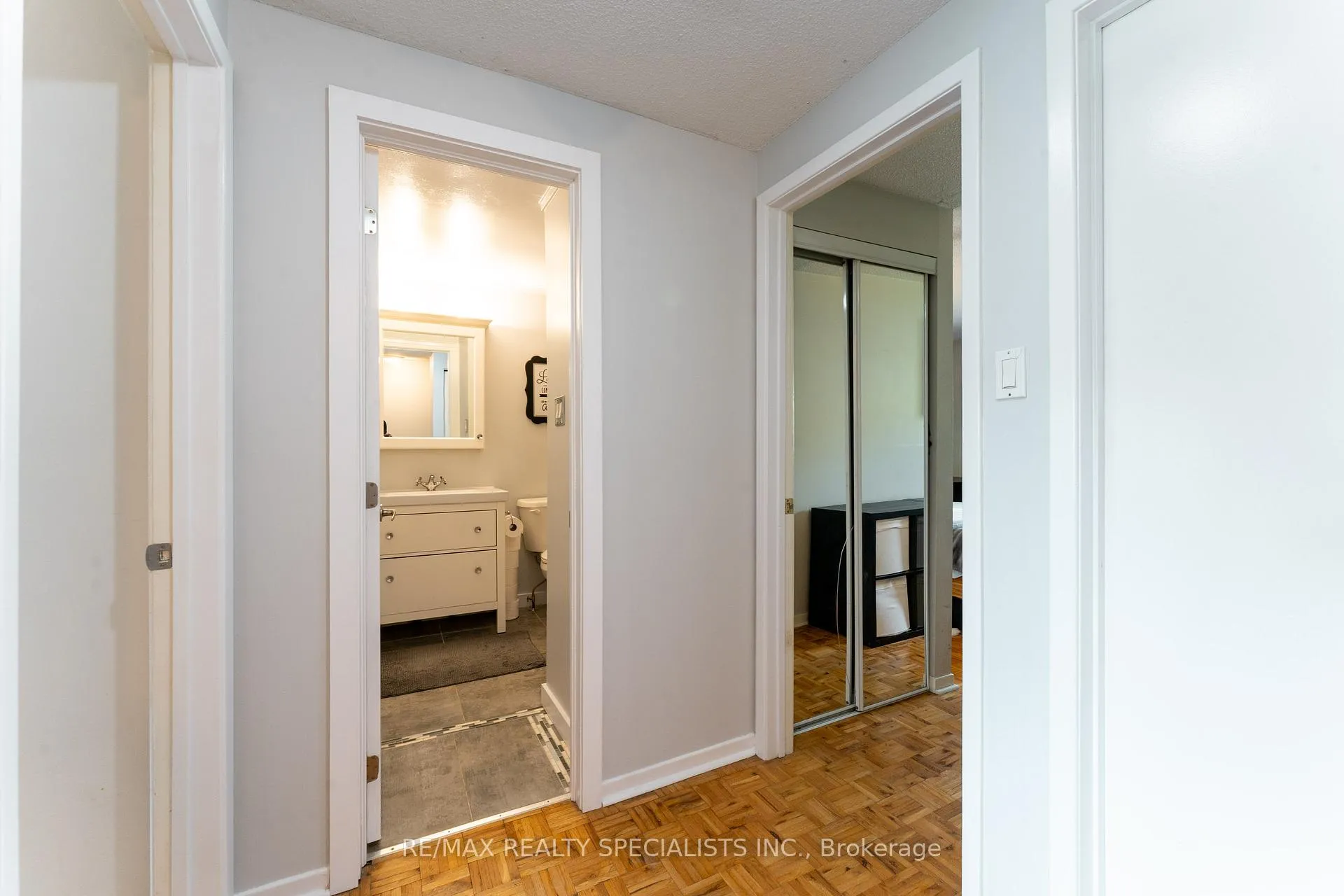 Photo 27 of Unit 114, 2050 Upper Middle Road, Burlington, Brant Hills — HOMEH