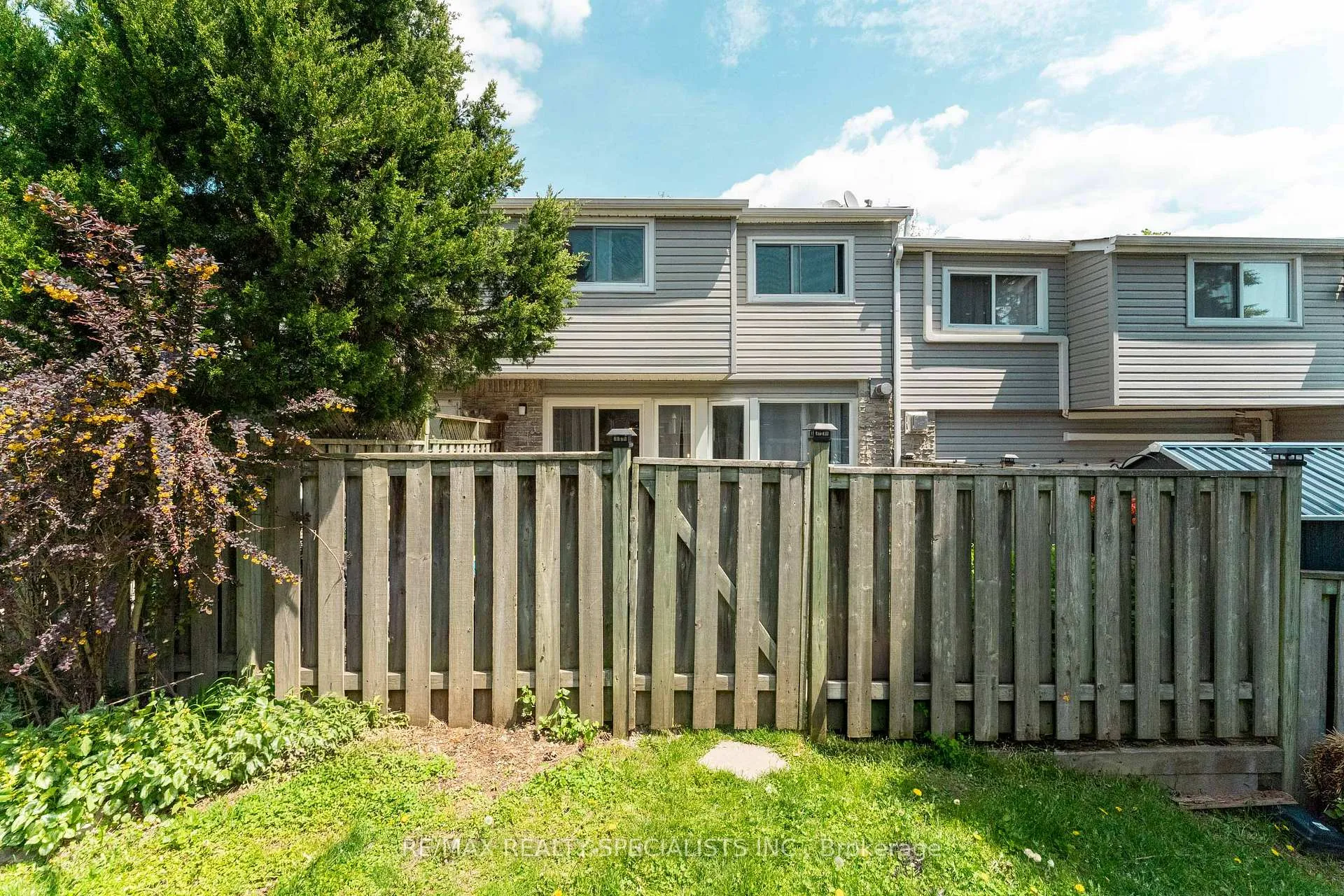 Photo 40 of Unit 114, 2050 Upper Middle Road, Burlington, Brant Hills — HOMEH