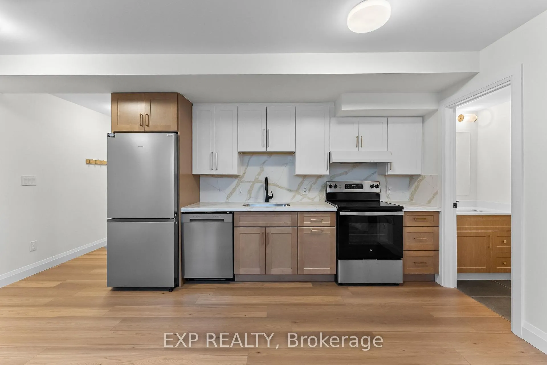 Photo 6 of Unit Unit 2 - Lower, 4271 Fifth Avenue, Niagara Falls, Downtown — HOMEH