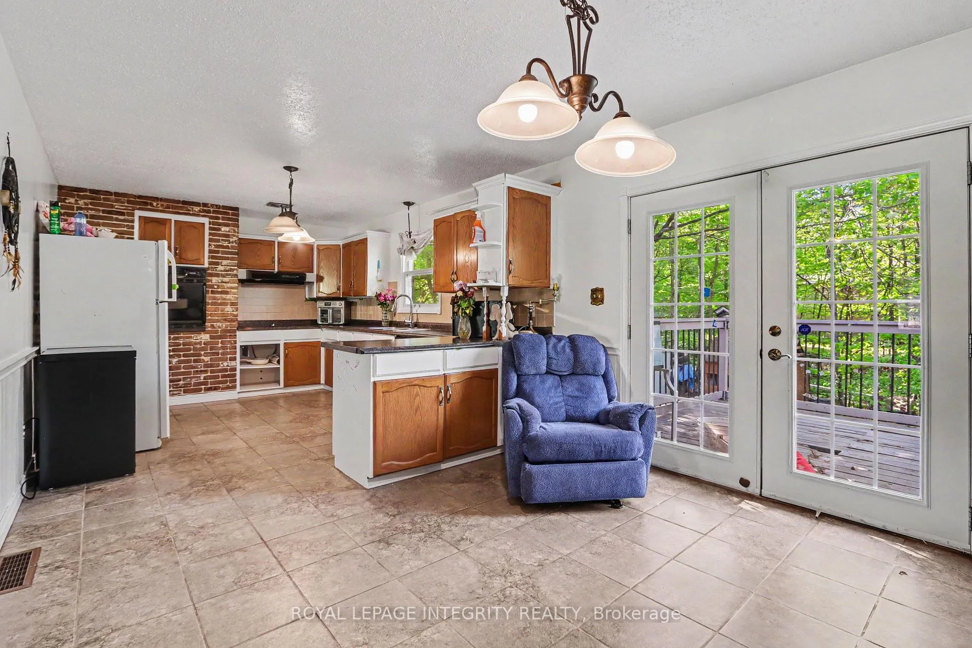 Photo 5 of 2 Tower Road, Rideau Lakes, Rideau Lakes (South Elmsley) Twp — HOMEH