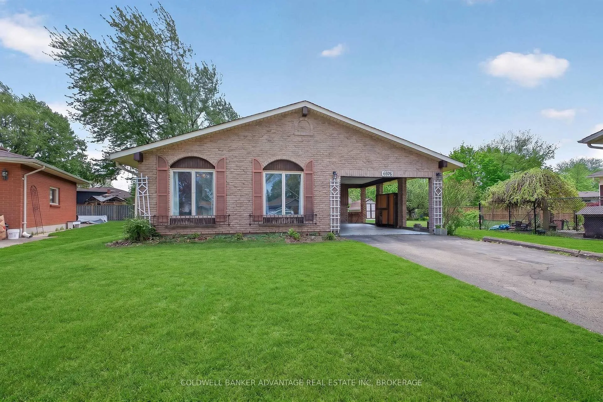 Photo of 6976 Abbey Circle