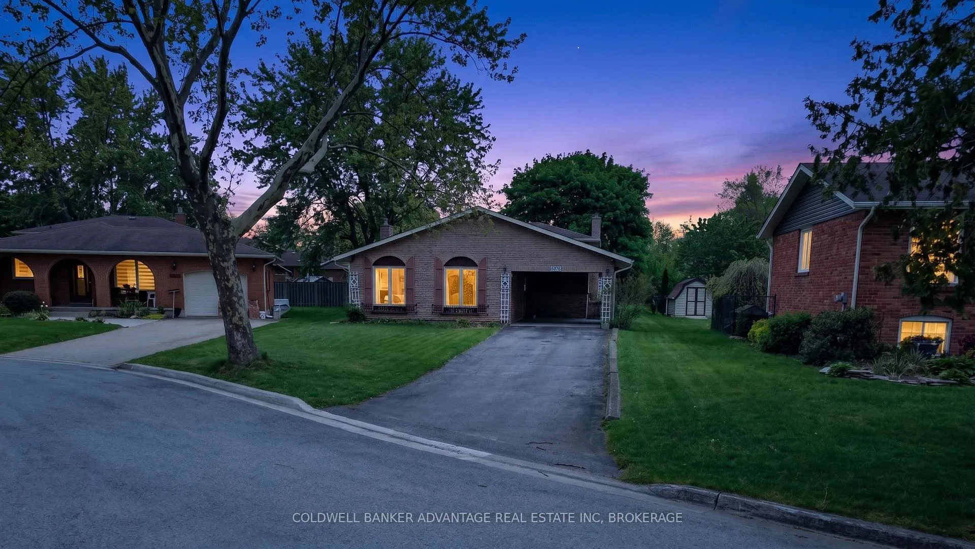 Photo 3 of 6976 Abbey Circle, Niagara Falls, Casey — HOMEH