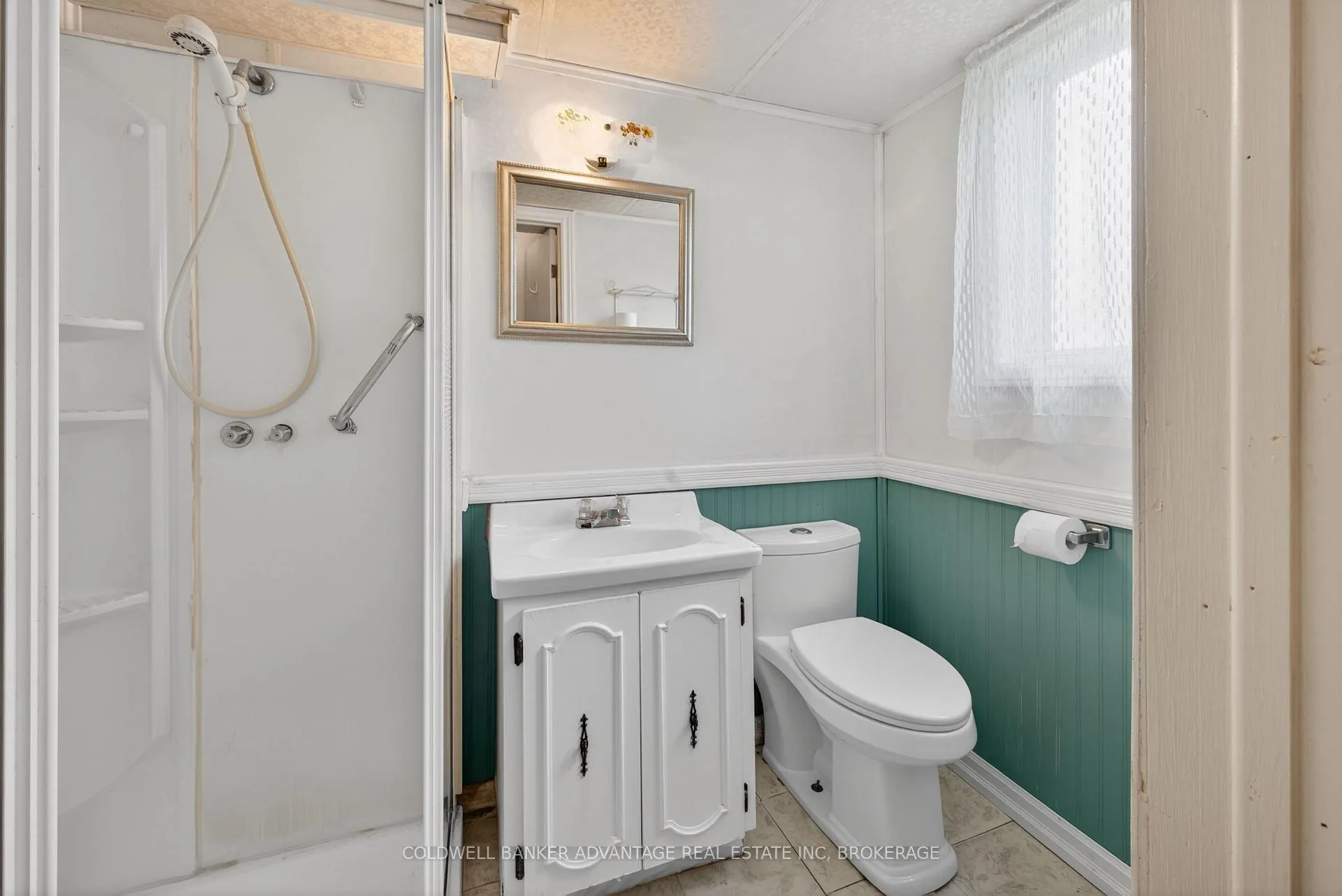 Photo 32 of 6976 Abbey Circle, Niagara Falls, Casey — HOMEH