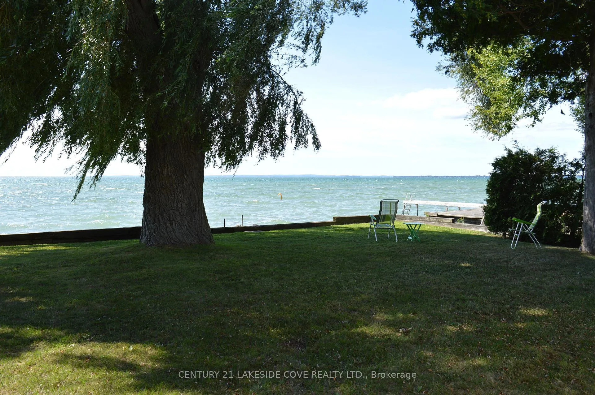 Photo 3 of 2592 Lakeshore Drive, Ramara, Brechin — HOMEH