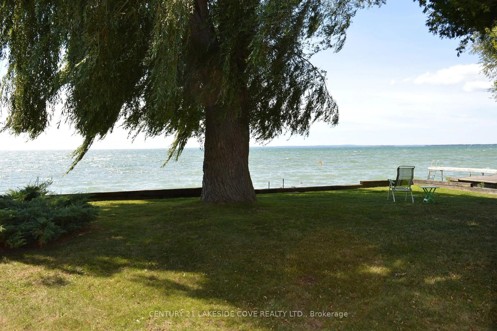 Photo 4 of 2592 Lakeshore Drive, Ramara, Brechin — HOMEH
