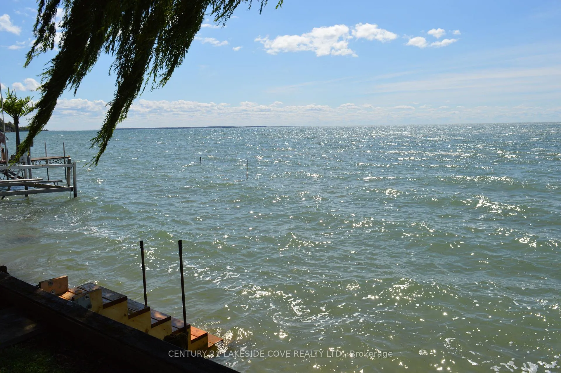 Photo 7 of 2592 Lakeshore Drive, Ramara, Brechin — HOMEH