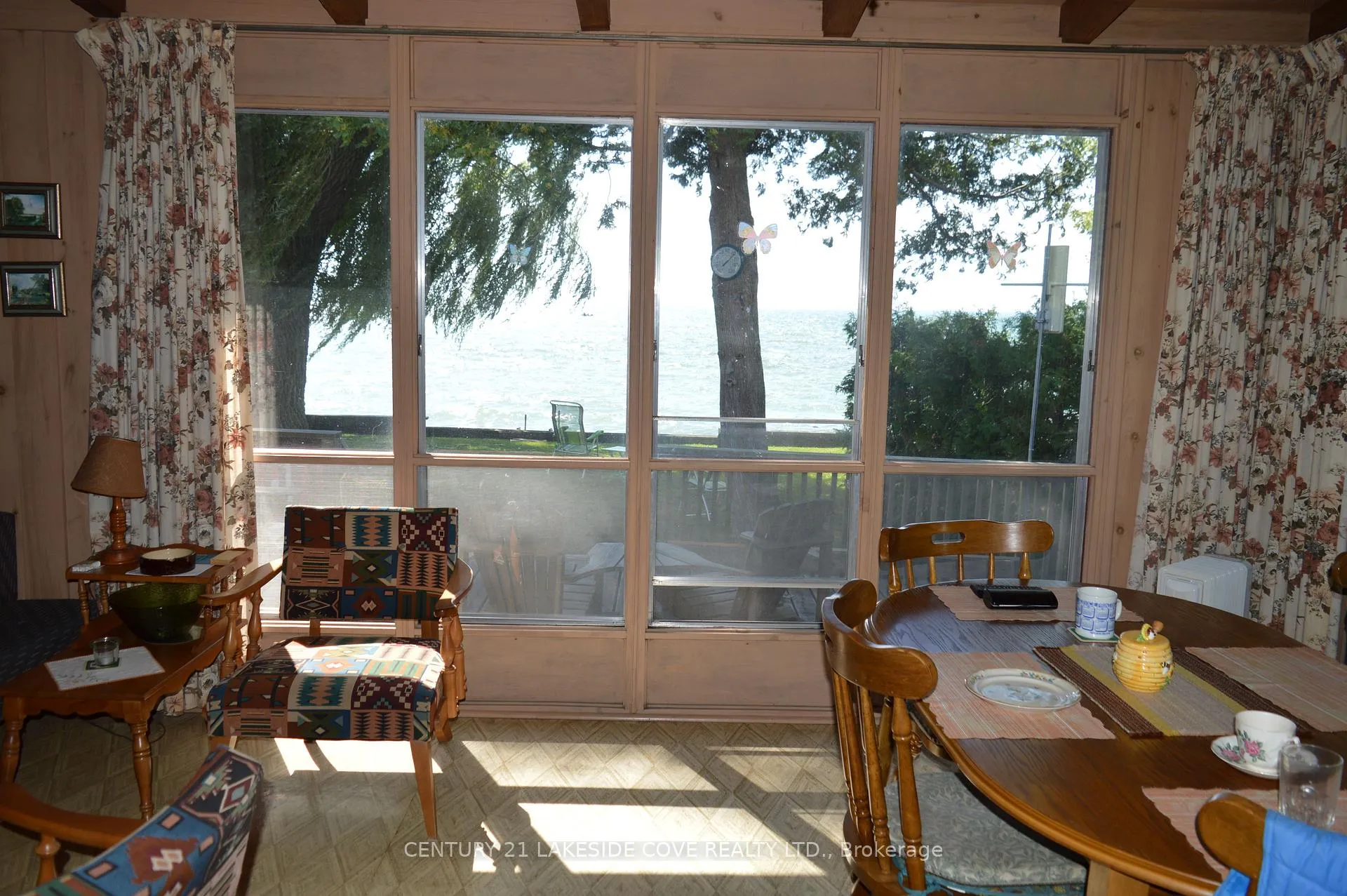 Photo 13 of 2592 Lakeshore Drive, Ramara, Brechin — HOMEH
