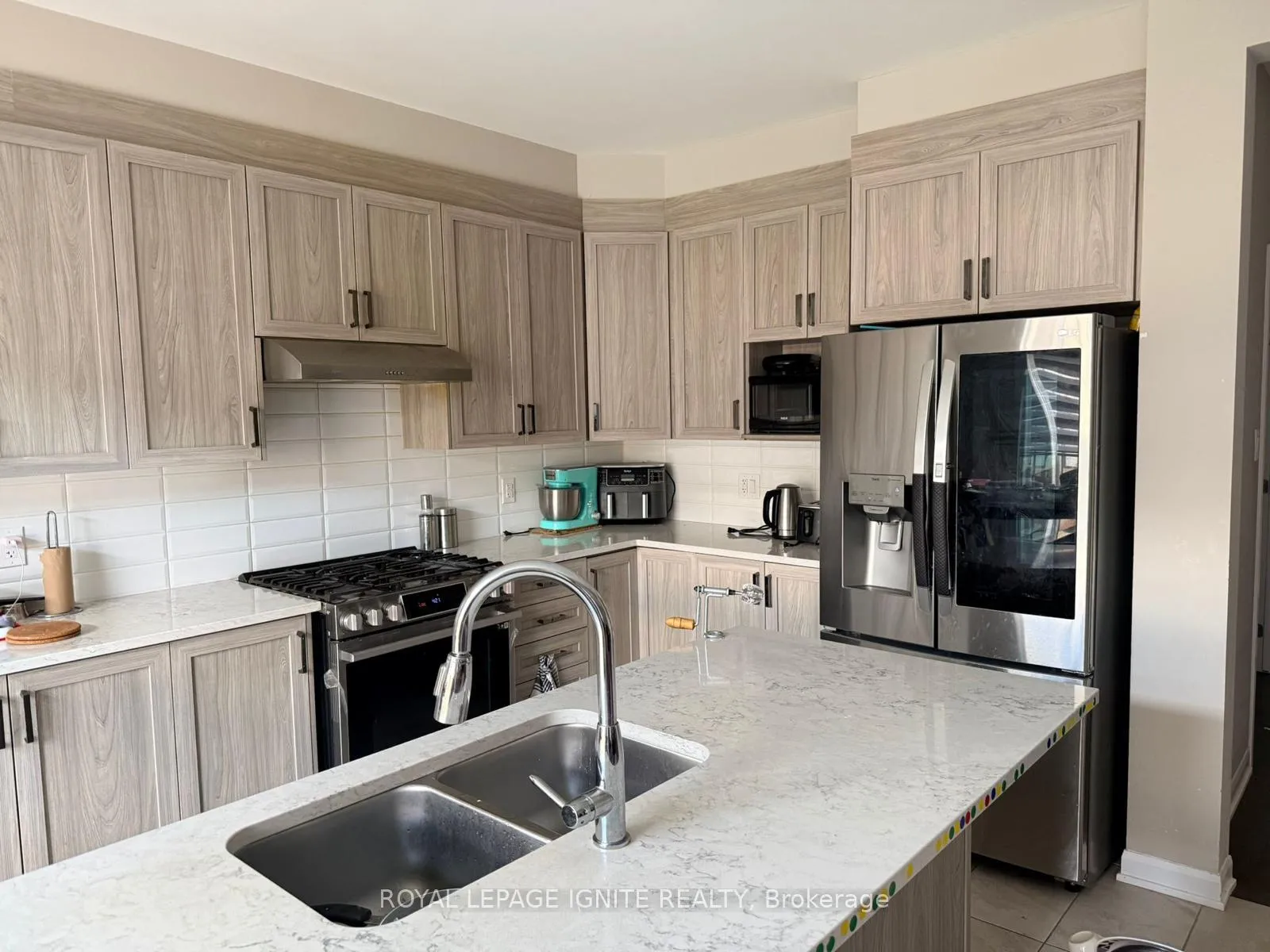Photo 7 of 839 Cappamore Drive, Ottawa, Barrhaven - Half Moon Bay — HOMEH