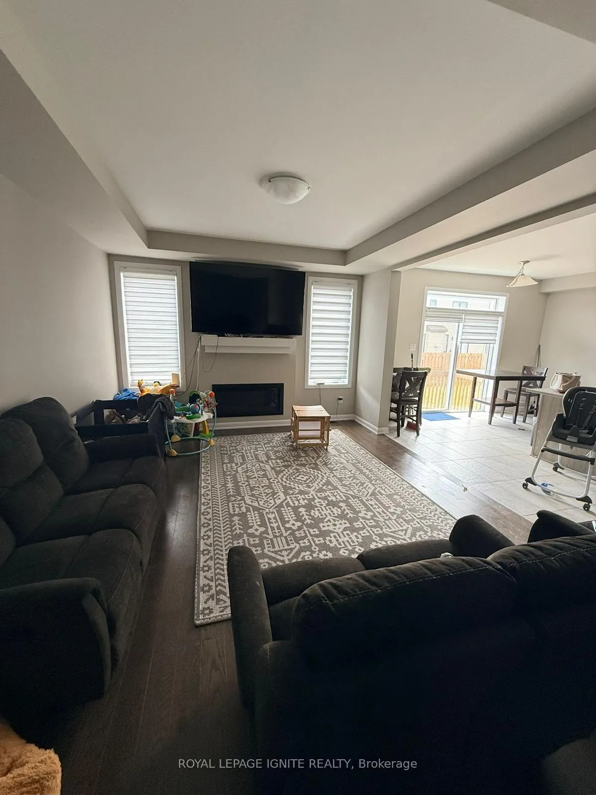 Photo 8 of 839 Cappamore Drive, Ottawa, Barrhaven - Half Moon Bay — HOMEH