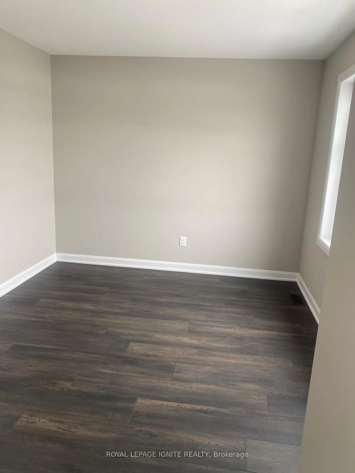 Photo 14 of 839 Cappamore Drive, Ottawa, Barrhaven - Half Moon Bay — HOMEH