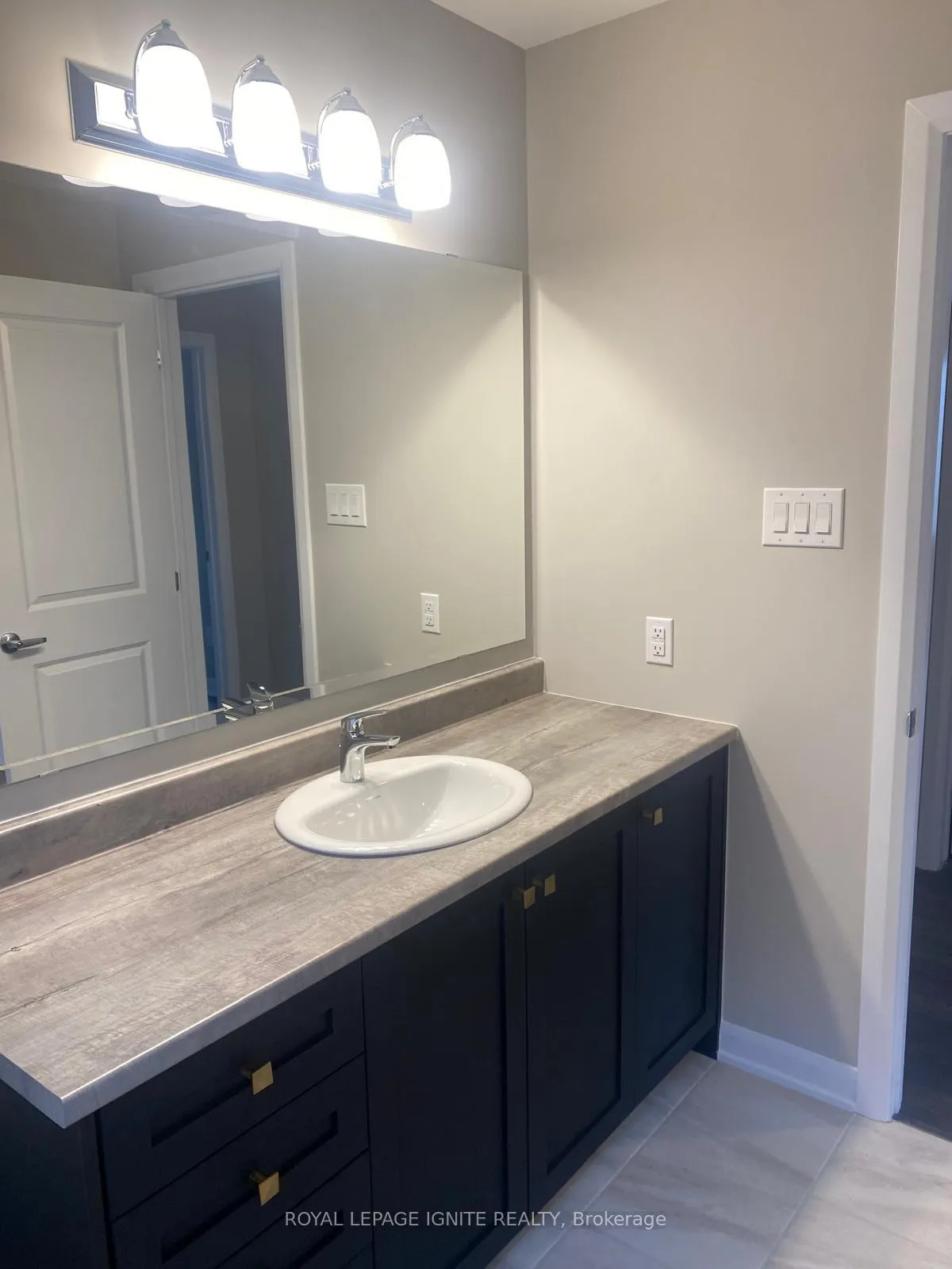 Photo 16 of 839 Cappamore Drive, Ottawa, Barrhaven - Half Moon Bay — HOMEH