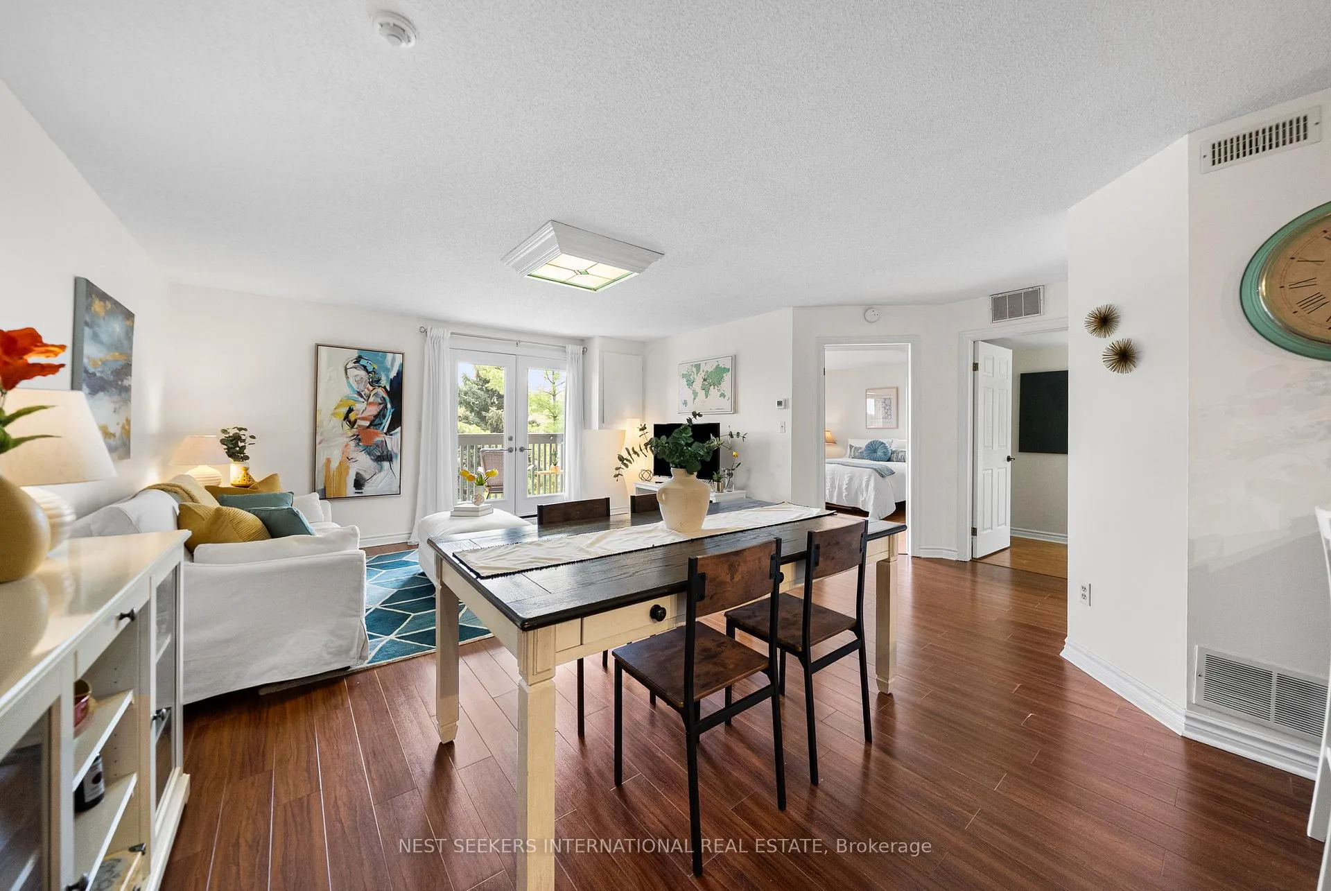 Photo 5 of Unit 301, 2020 Cleaver Avenue, Burlington, Headon — HOMEH