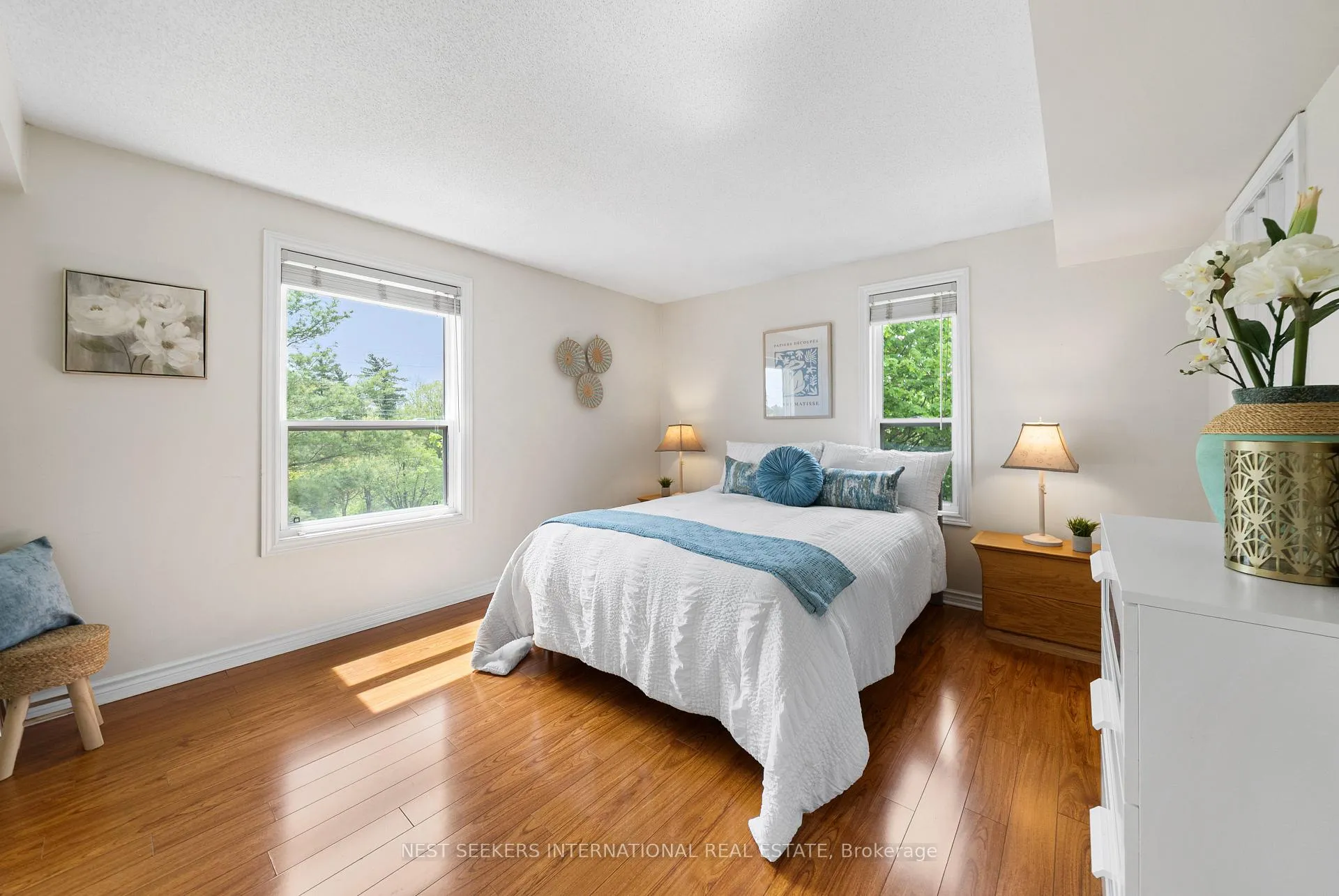Photo 7 of Unit 301, 2020 Cleaver Avenue, Burlington, Headon — HOMEH