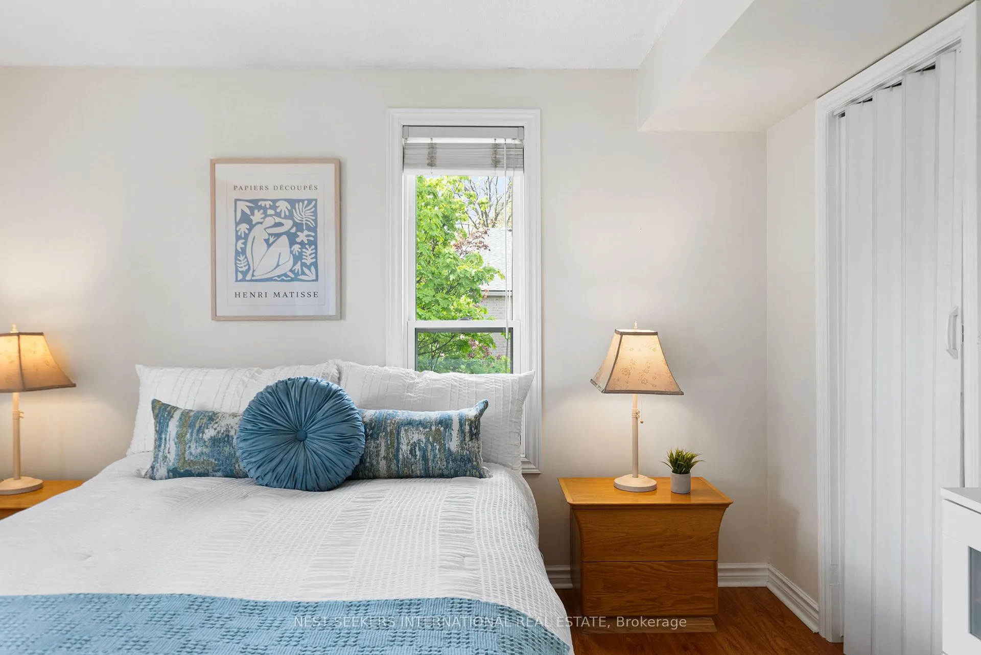 Photo 8 of Unit 301, 2020 Cleaver Avenue, Burlington, Headon — HOMEH