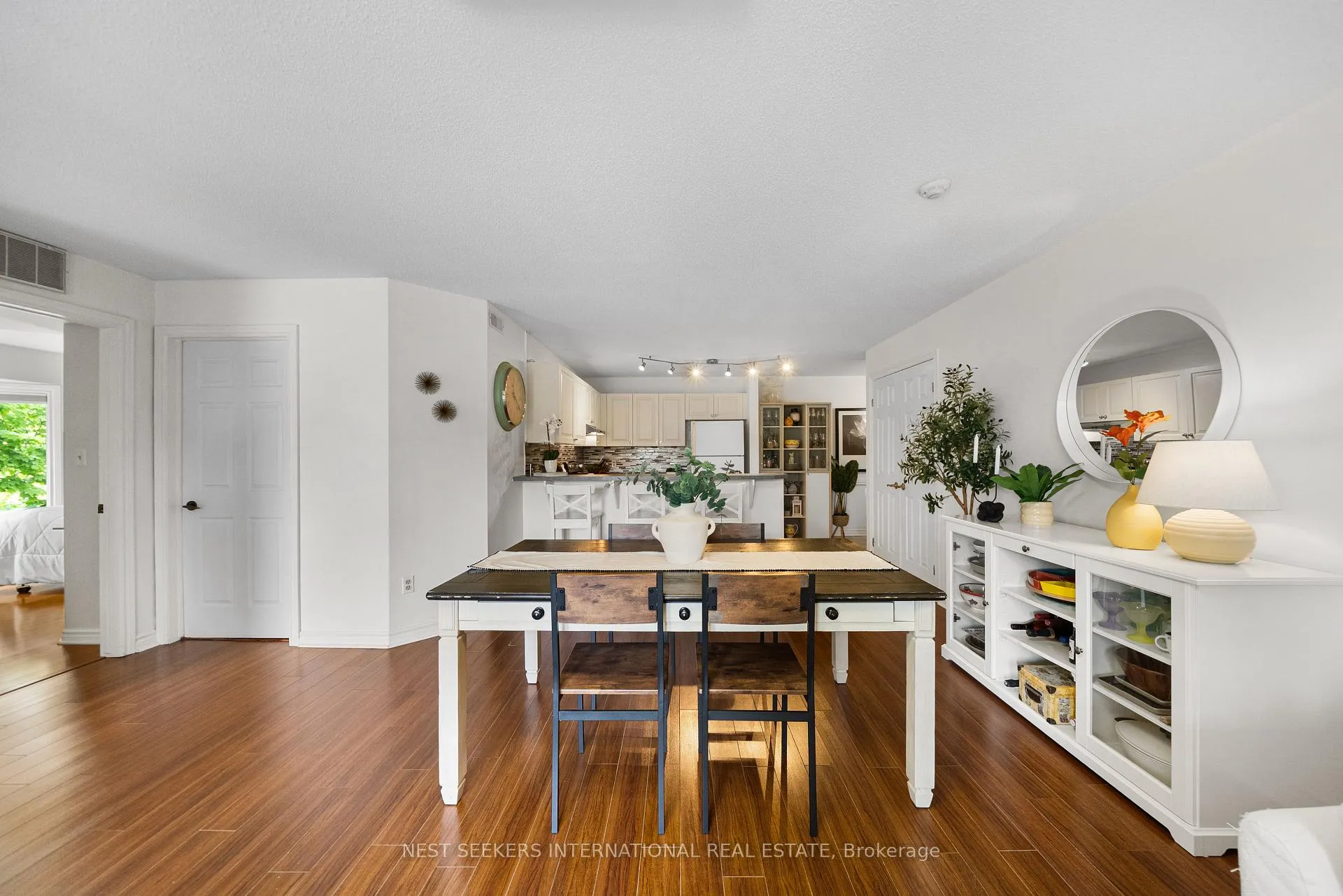 Photo 14 of Unit 301, 2020 Cleaver Avenue, Burlington, Headon — HOMEH