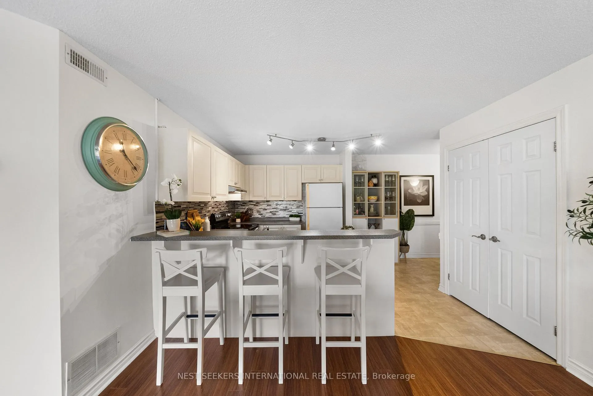Photo 16 of Unit 301, 2020 Cleaver Avenue, Burlington, Headon — HOMEH