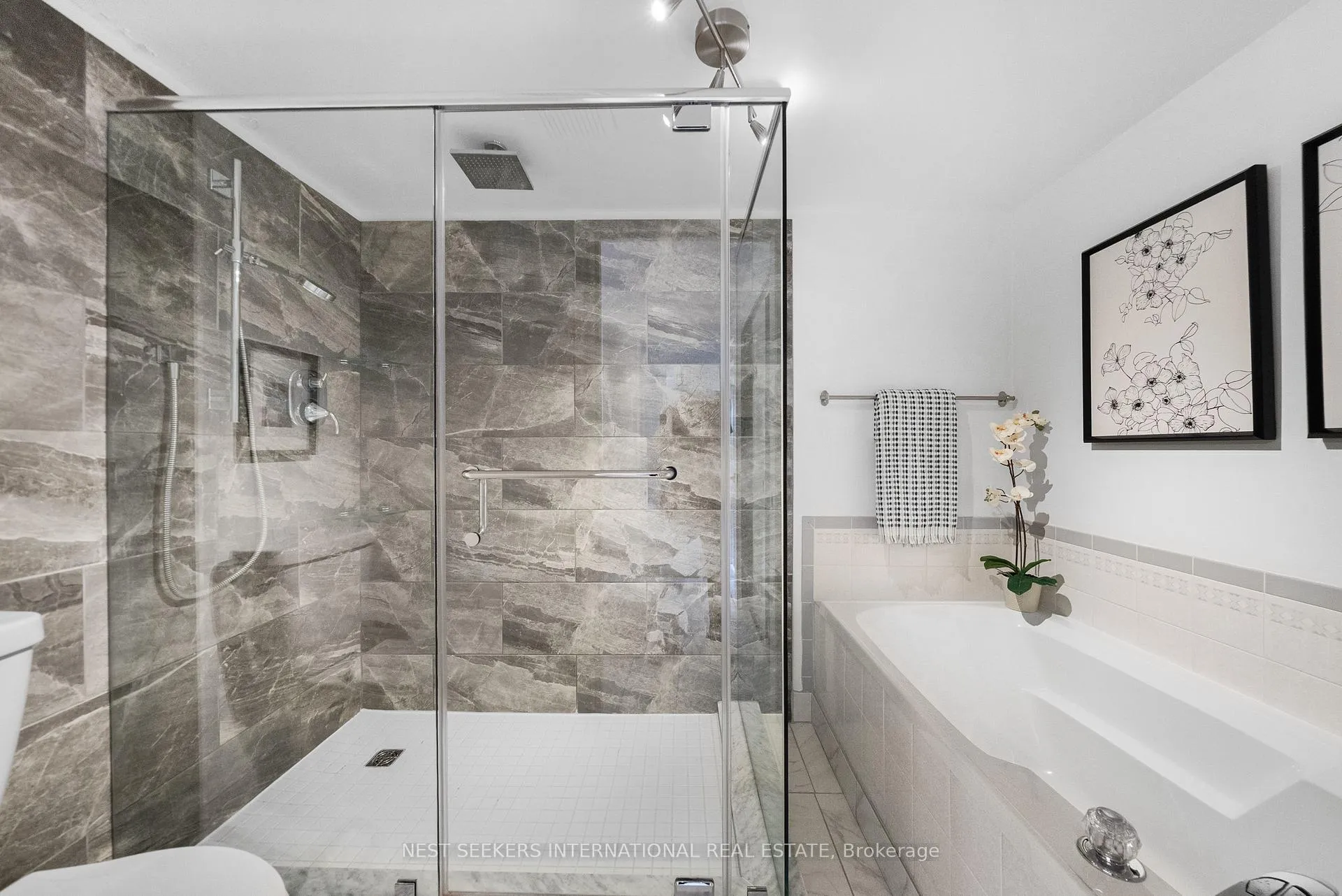 Photo 23 of Unit 301, 2020 Cleaver Avenue, Burlington, Headon — HOMEH