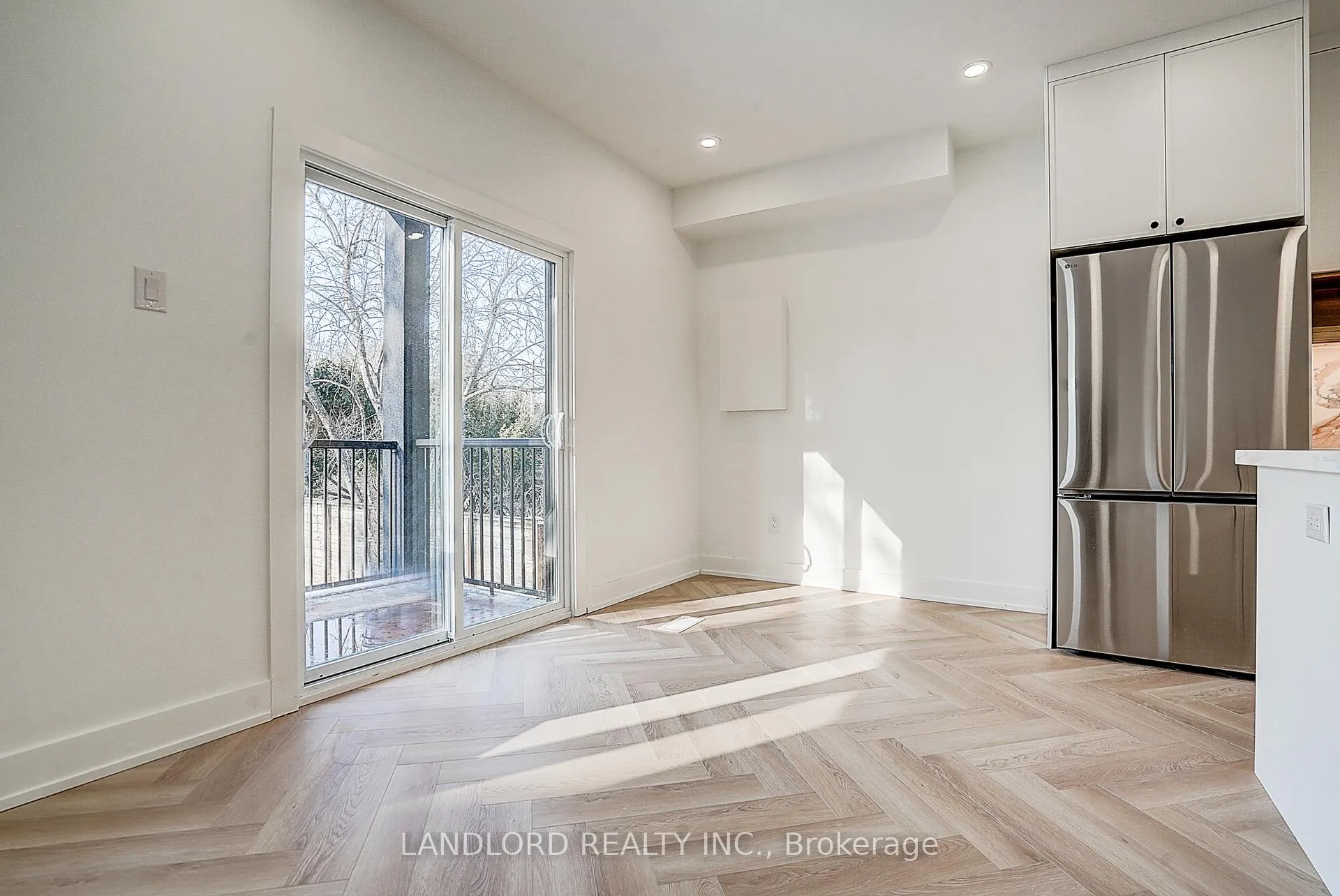 Photo 19 of Unit 4, 1146 Broadview Avenue, Toronto, Broadview North — HOMEH
