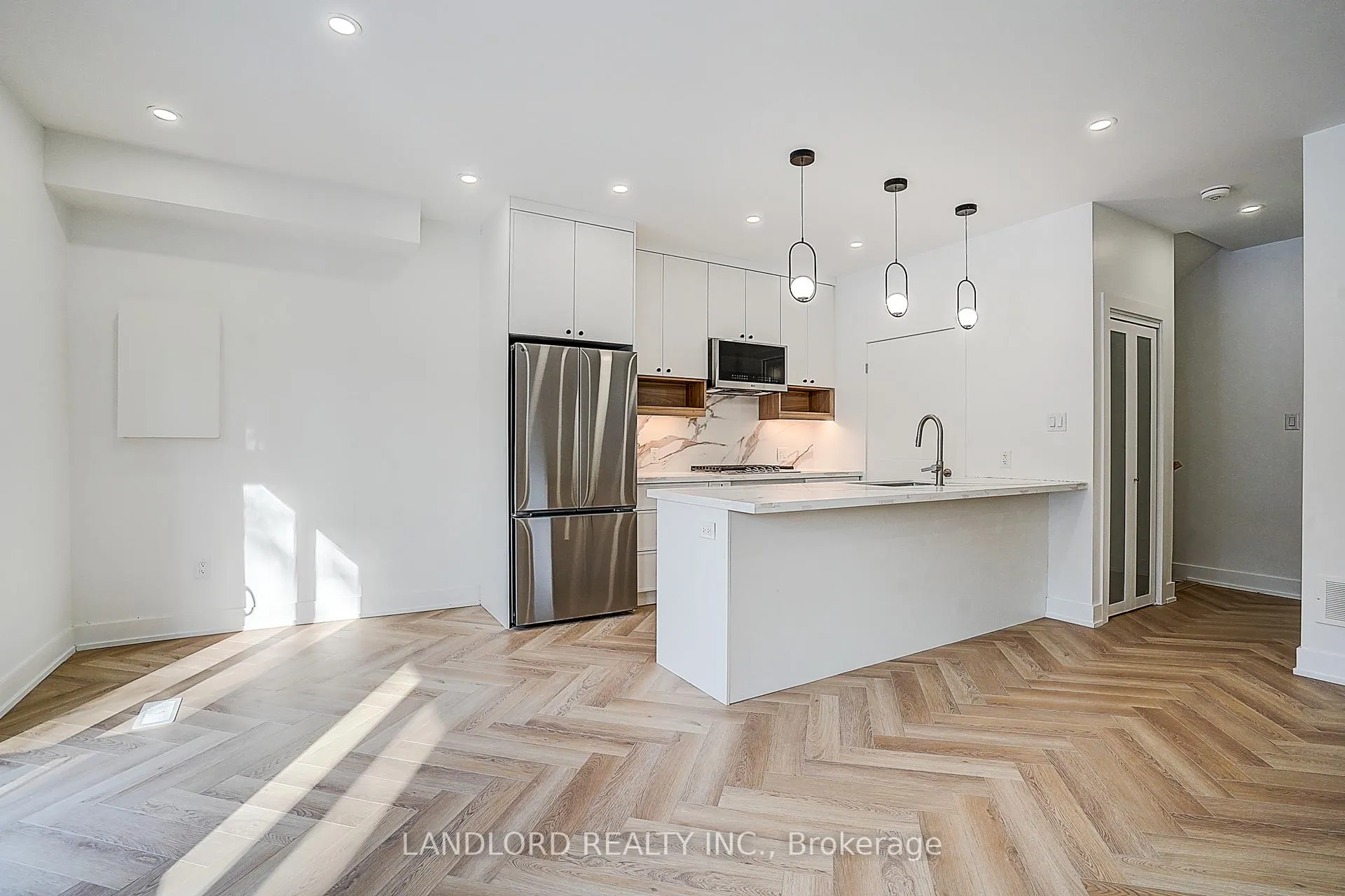 Photo 20 of Unit 4, 1146 Broadview Avenue, Toronto, Broadview North — HOMEH