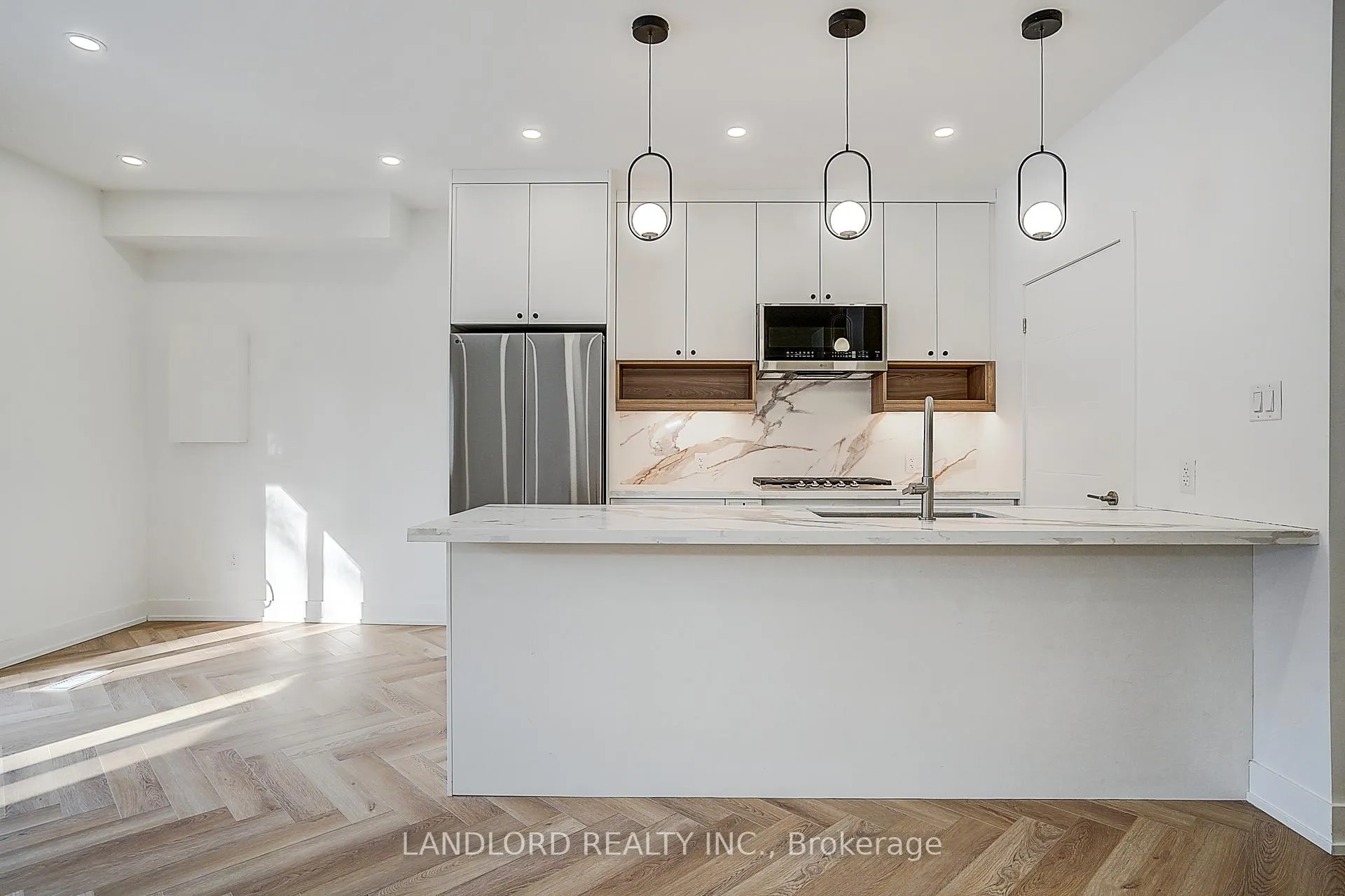 Photo 22 of Unit 4, 1146 Broadview Avenue, Toronto, Broadview North — HOMEH