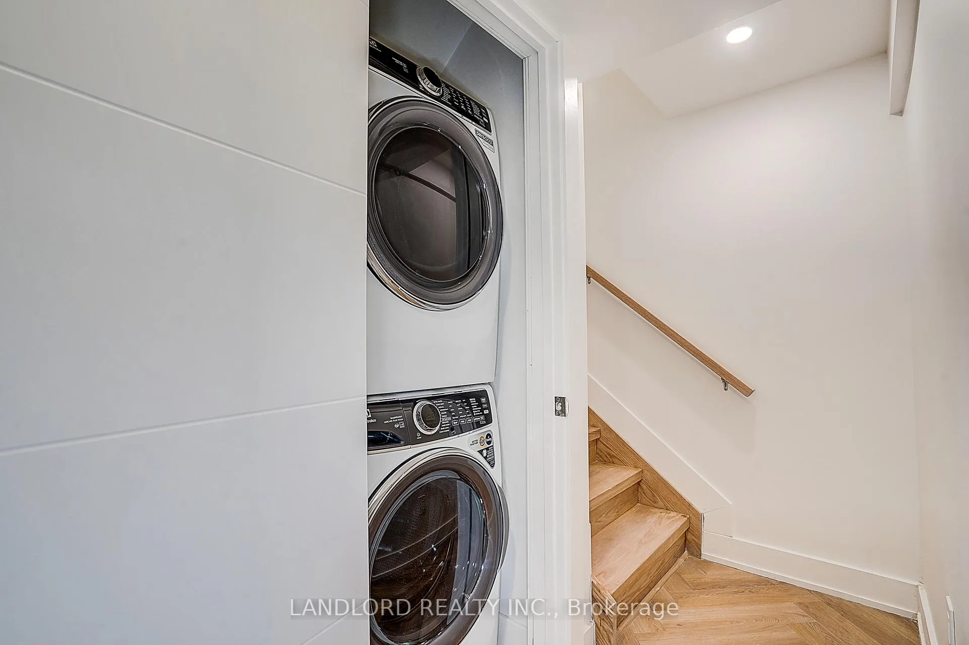 Photo 34 of Unit 4, 1146 Broadview Avenue, Toronto, Broadview North — HOMEH