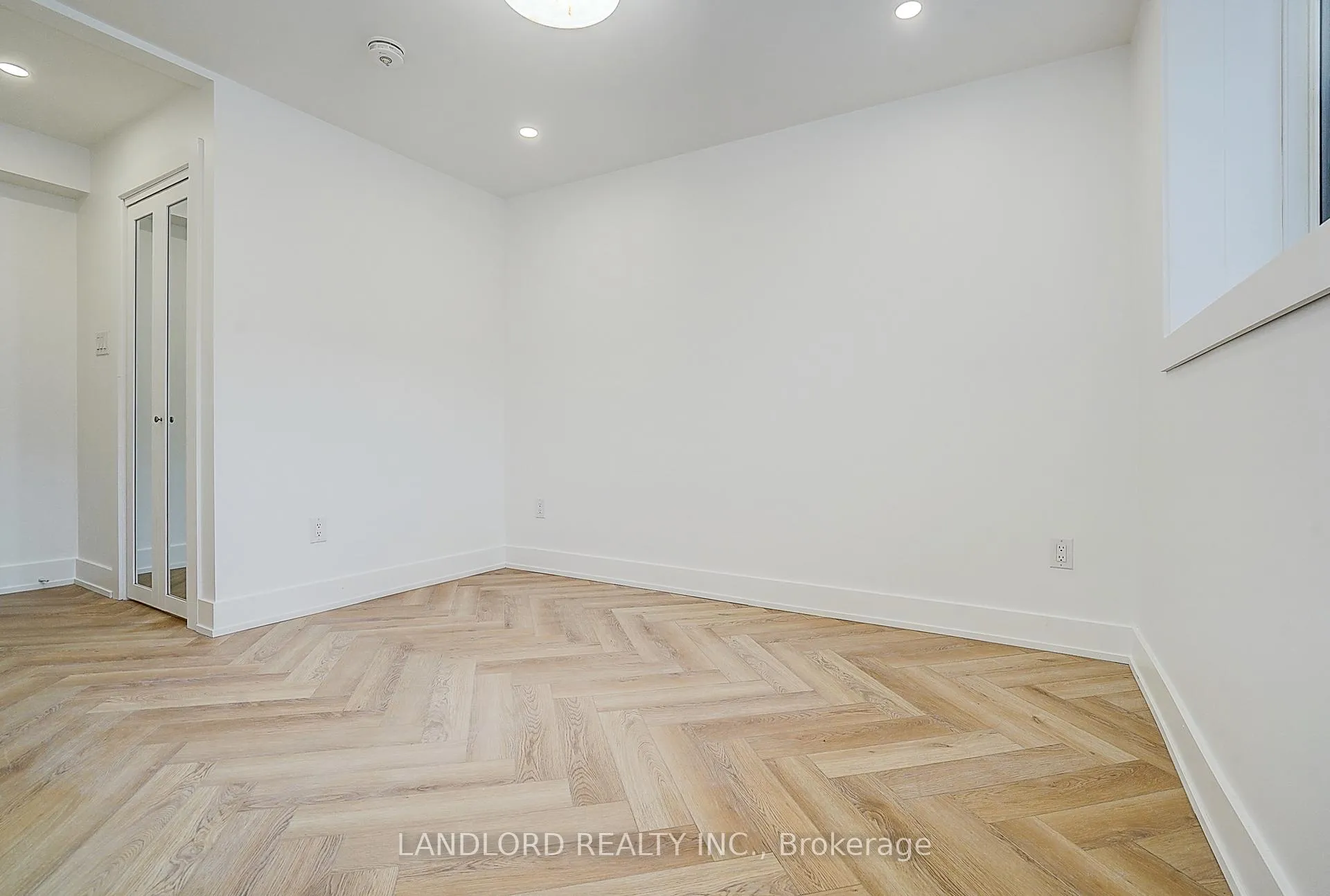 Photo 39 of Unit 4, 1146 Broadview Avenue, Toronto, Broadview North — HOMEH