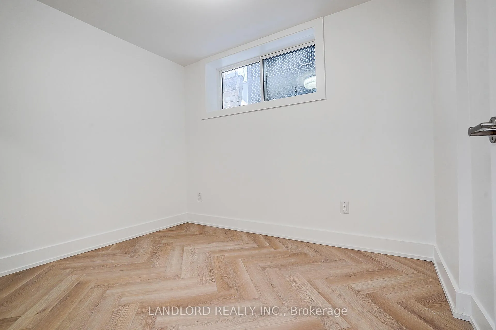 Photo 41 of Unit 4, 1146 Broadview Avenue, Toronto, Broadview North — HOMEH