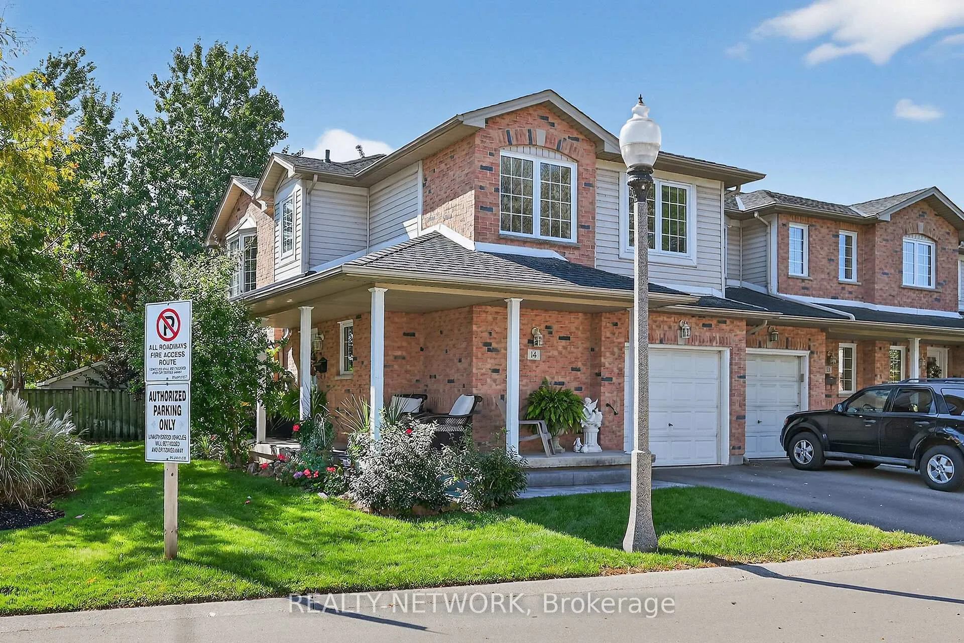 Photo 3 of Unit 14, 485 Green Road, Hamilton, Lakeshore — HOMEH
