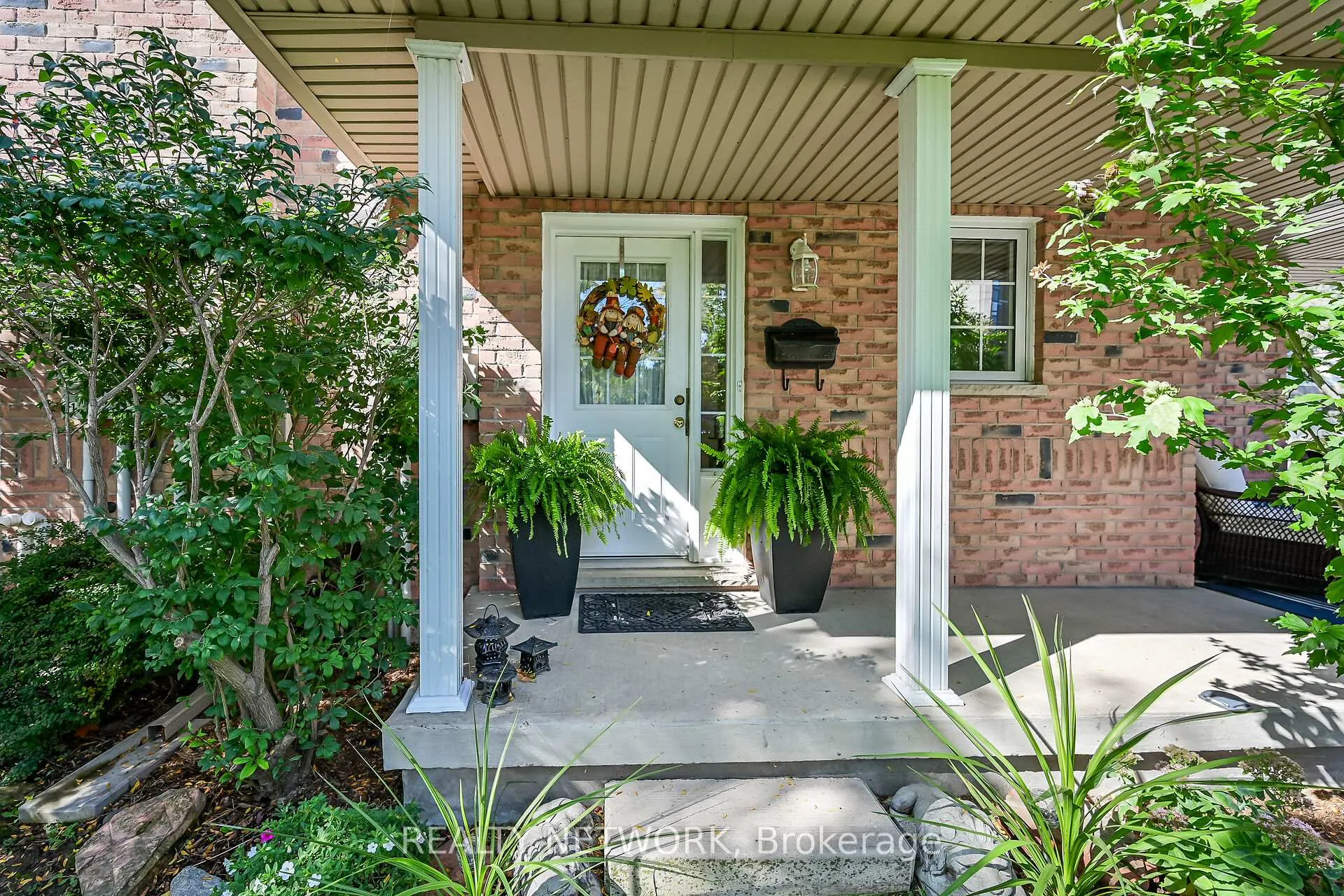 Photo 6 of Unit 14, 485 Green Road, Hamilton, Lakeshore — HOMEH