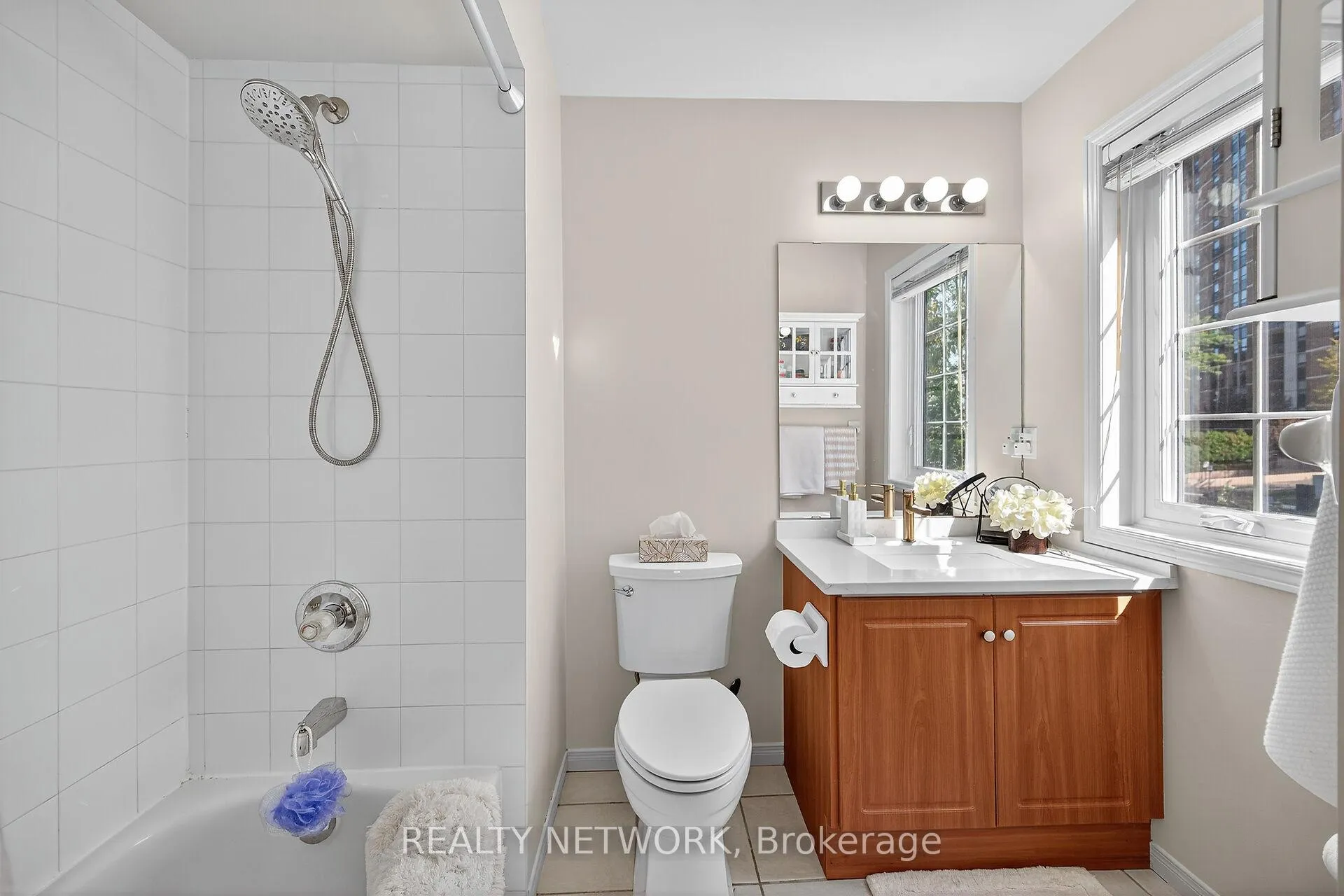 Photo 27 of Unit 14, 485 Green Road, Hamilton, Lakeshore — HOMEH