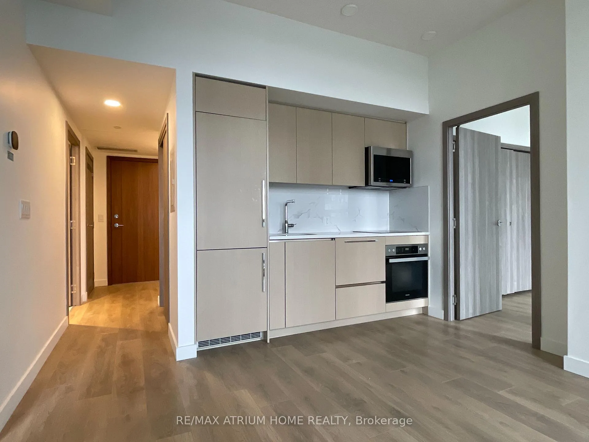 Photo 2 of Unit 2208, 38 Widmer Street, Toronto, Waterfront Communities — HOMEH