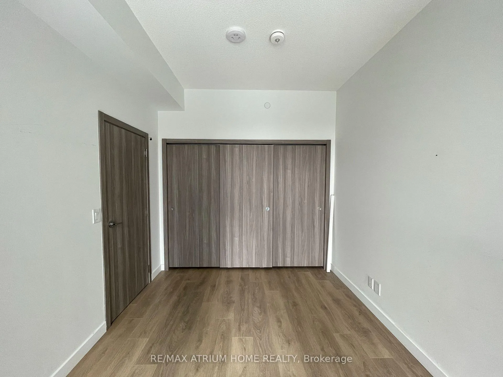 Photo 7 of Unit 2208, 38 Widmer Street, Toronto, Waterfront Communities — HOMEH