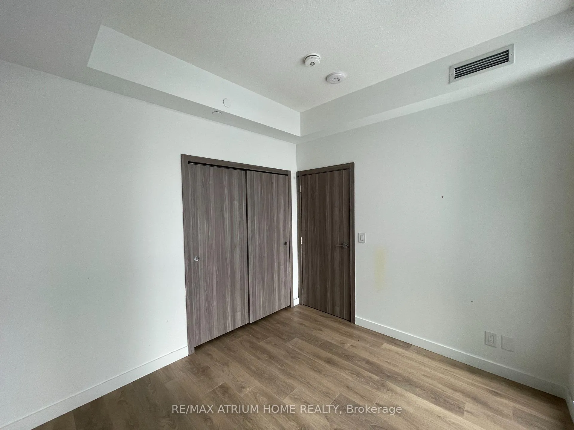 Photo 8 of Unit 2208, 38 Widmer Street, Toronto, Waterfront Communities — HOMEH