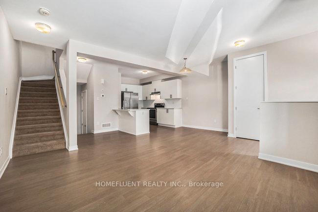 Photo 2 of 210 Speckled Alder Row, Ottawa, Barrhaven - Half Moon Bay — HOMEH