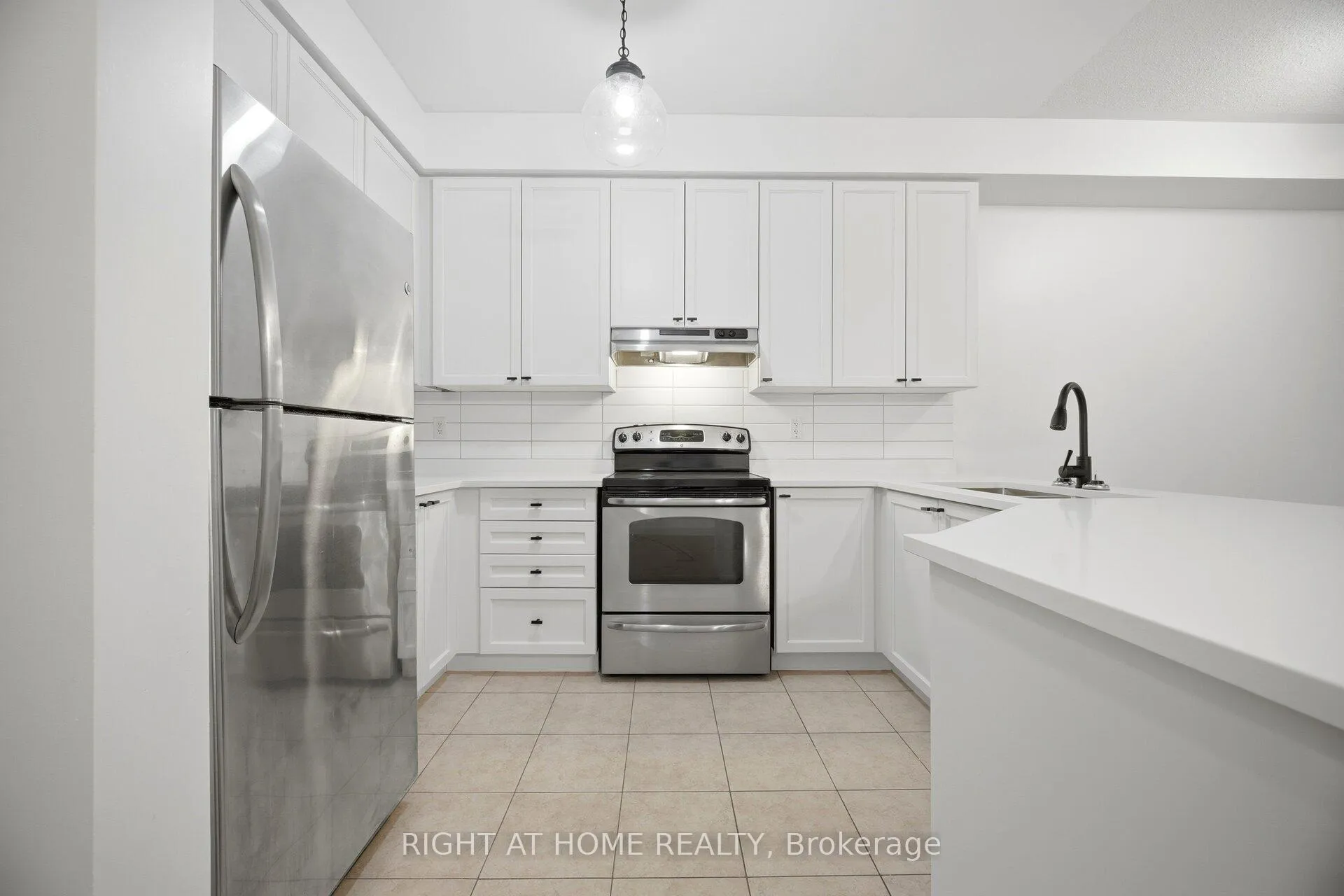 Photo 7 of Unit 20, 110 Highland Road E, Waterloo — HOMEH