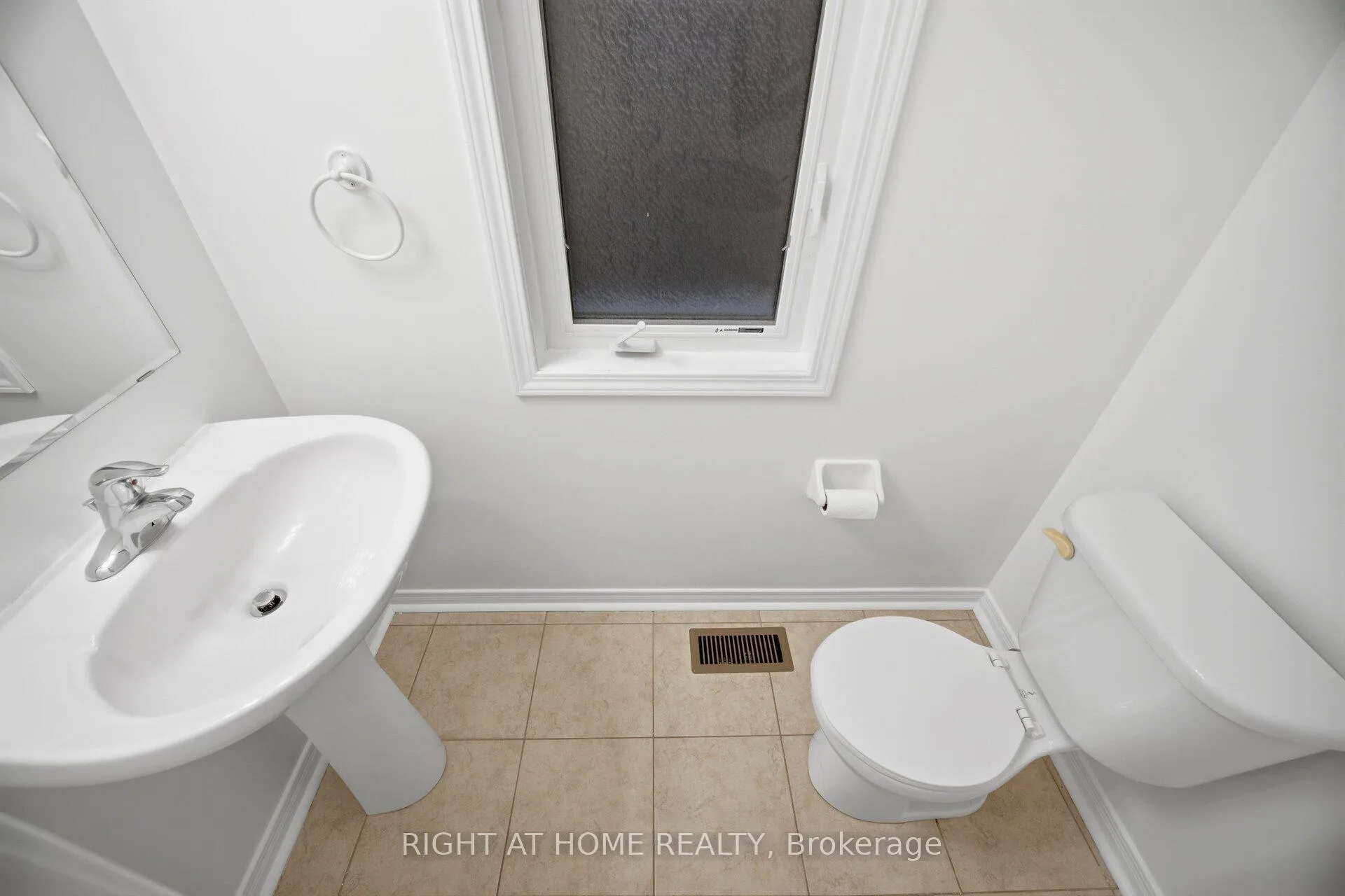 Photo 14 of Unit 20, 110 Highland Road E, Waterloo — HOMEH