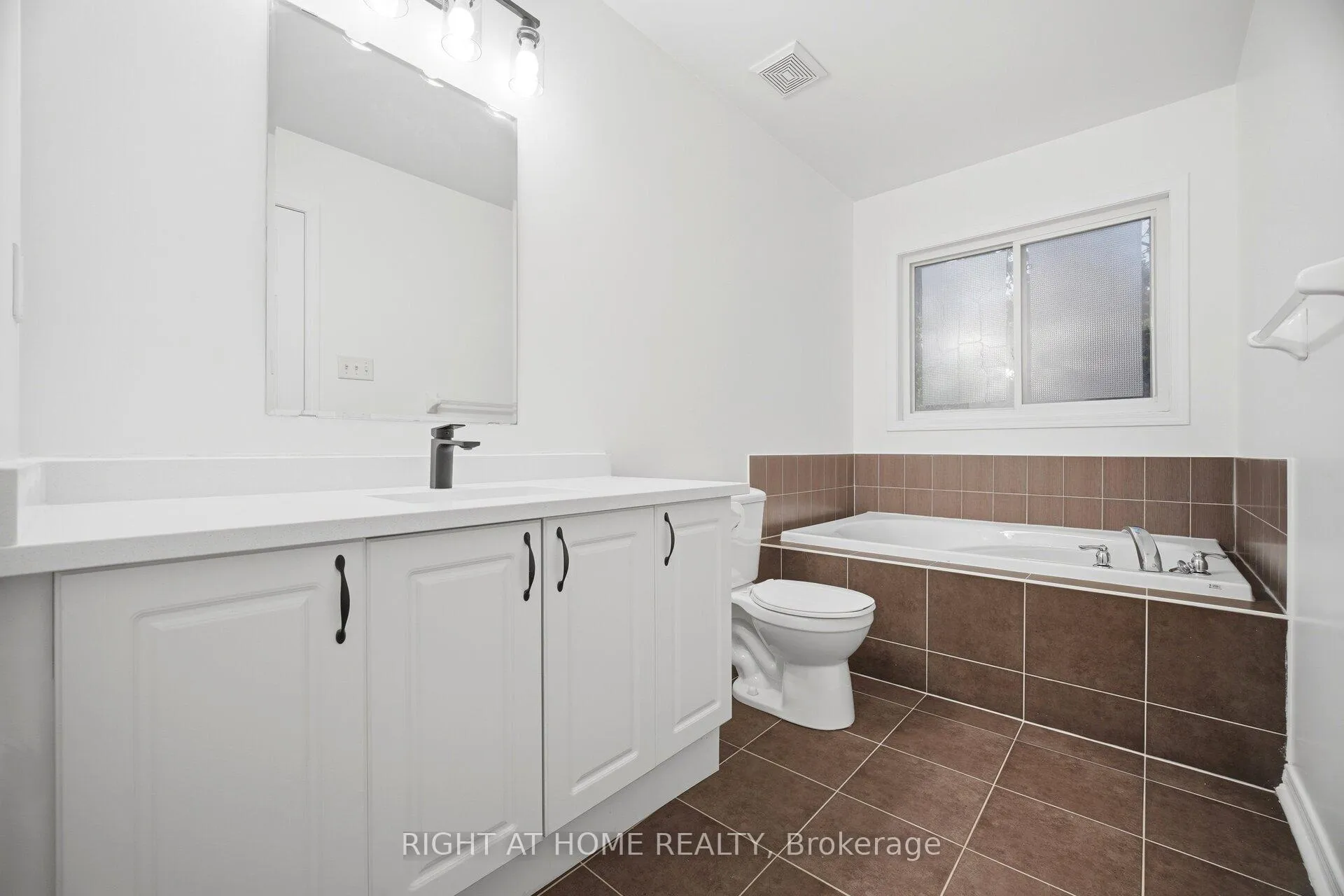 Photo 19 of Unit 20, 110 Highland Road E, Waterloo — HOMEH