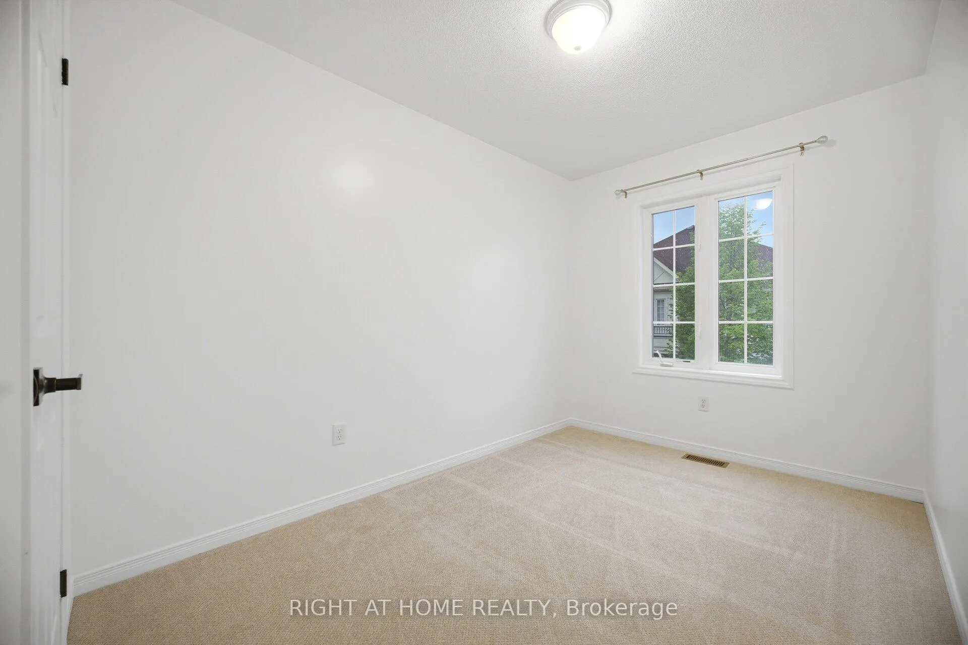 Photo 23 of Unit 20, 110 Highland Road E, Waterloo — HOMEH