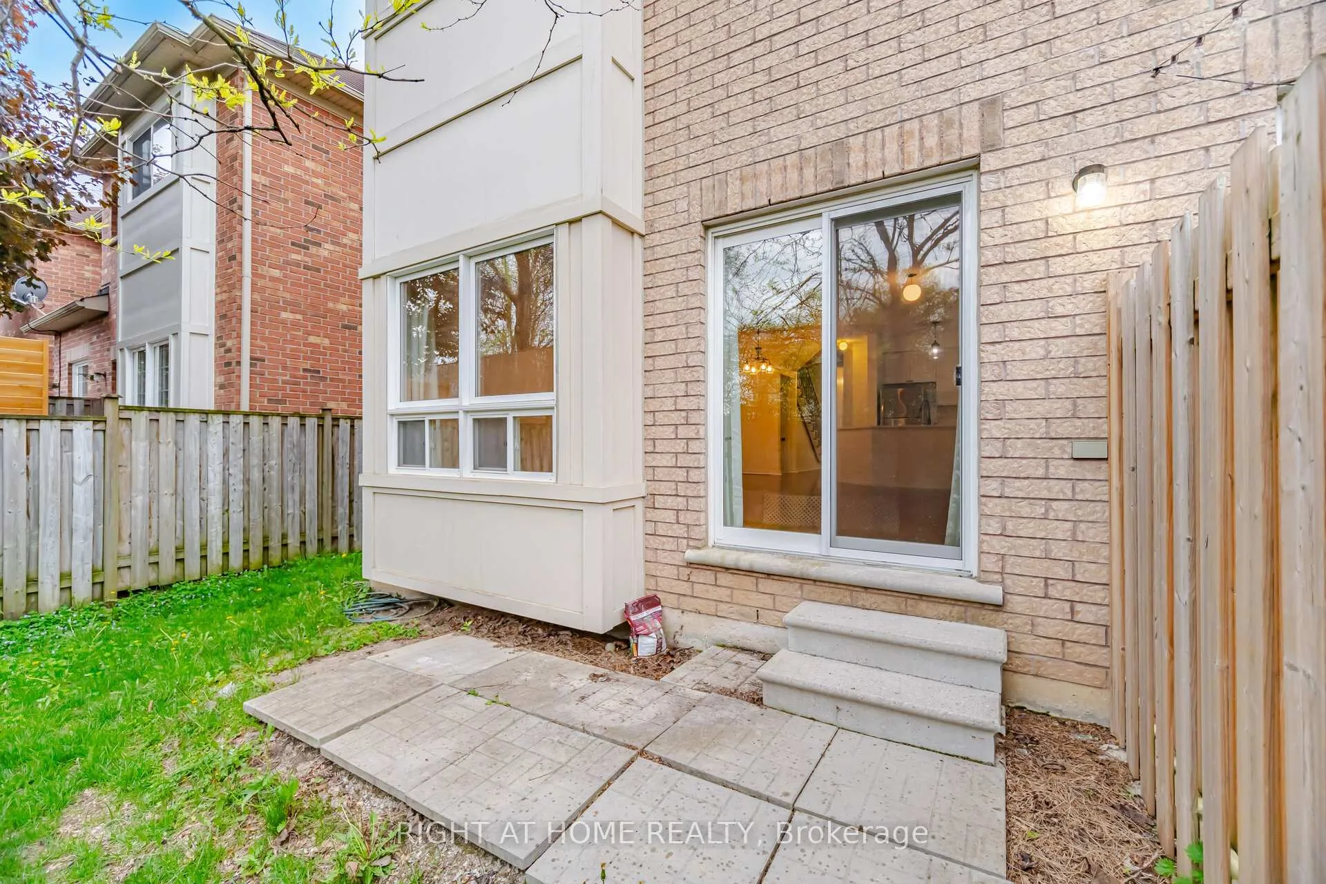 Photo 30 of Unit 20, 110 Highland Road E, Waterloo — HOMEH