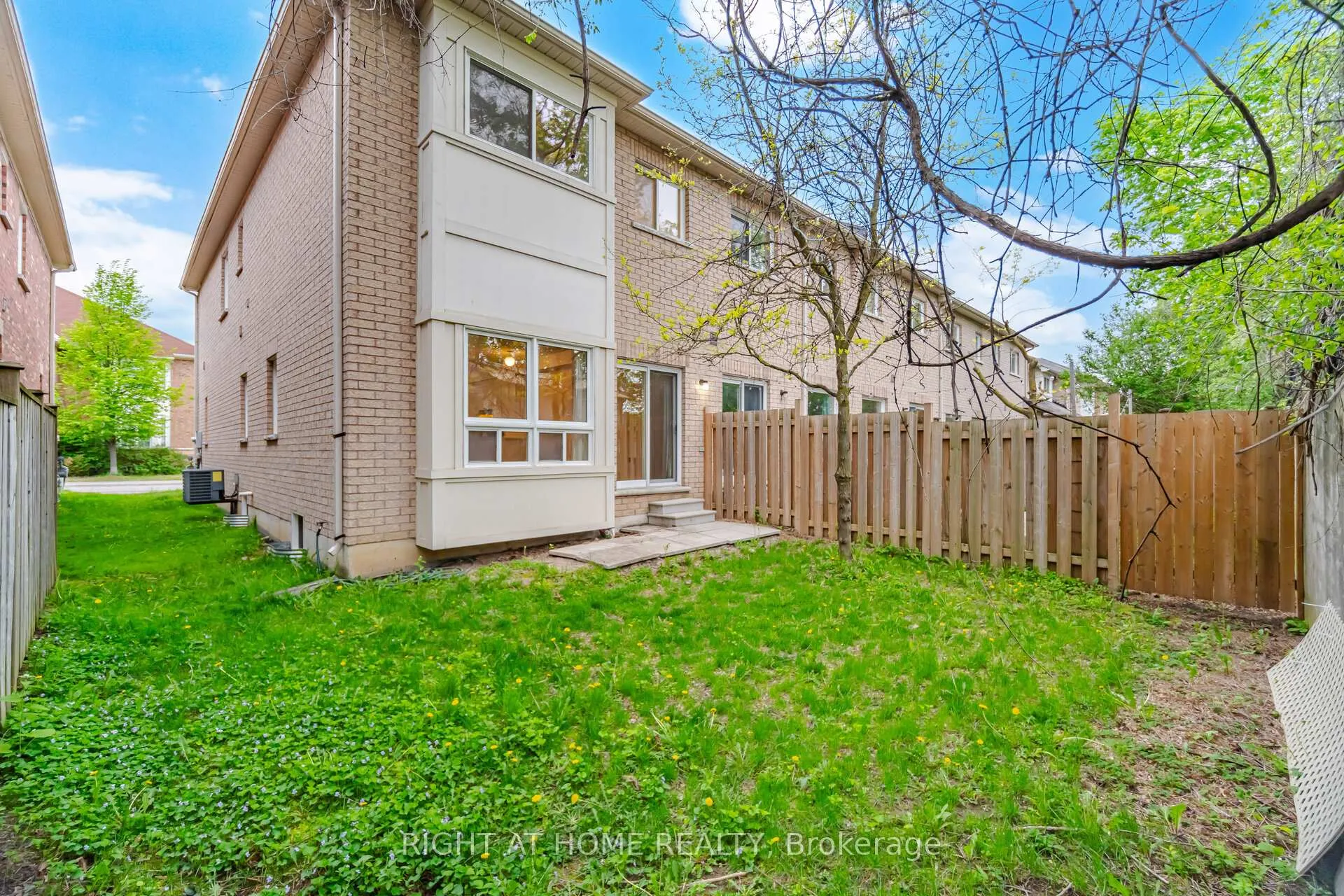 Photo 32 of Unit 20, 110 Highland Road E, Waterloo — HOMEH