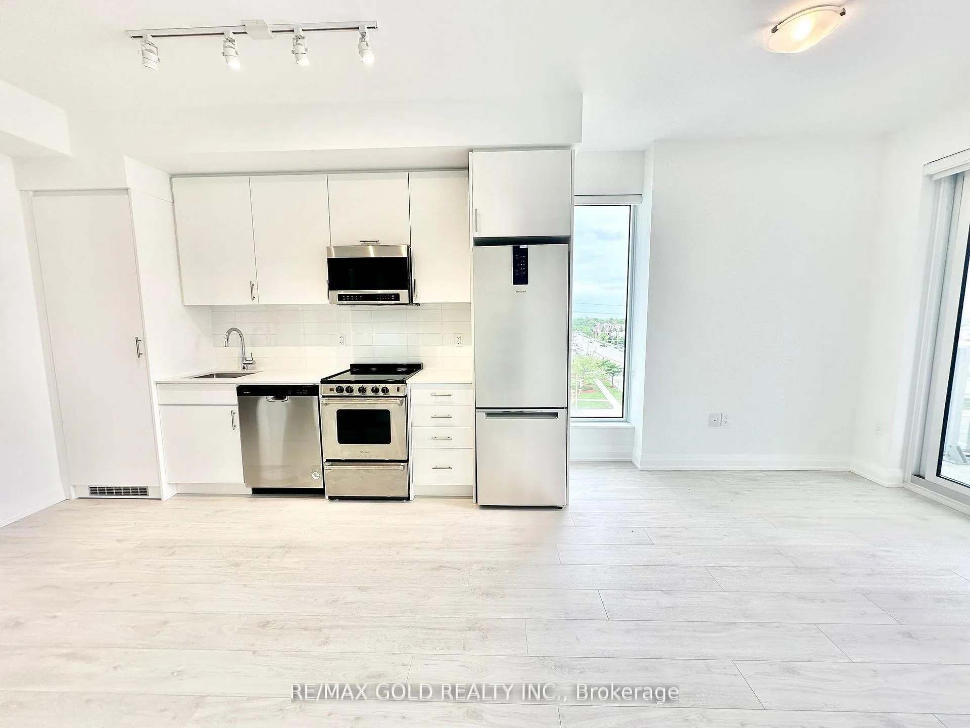 Photo 16 of Unit 515, 412 Silver Maple Road, Oakville, Joshua Meadows — HOMEH